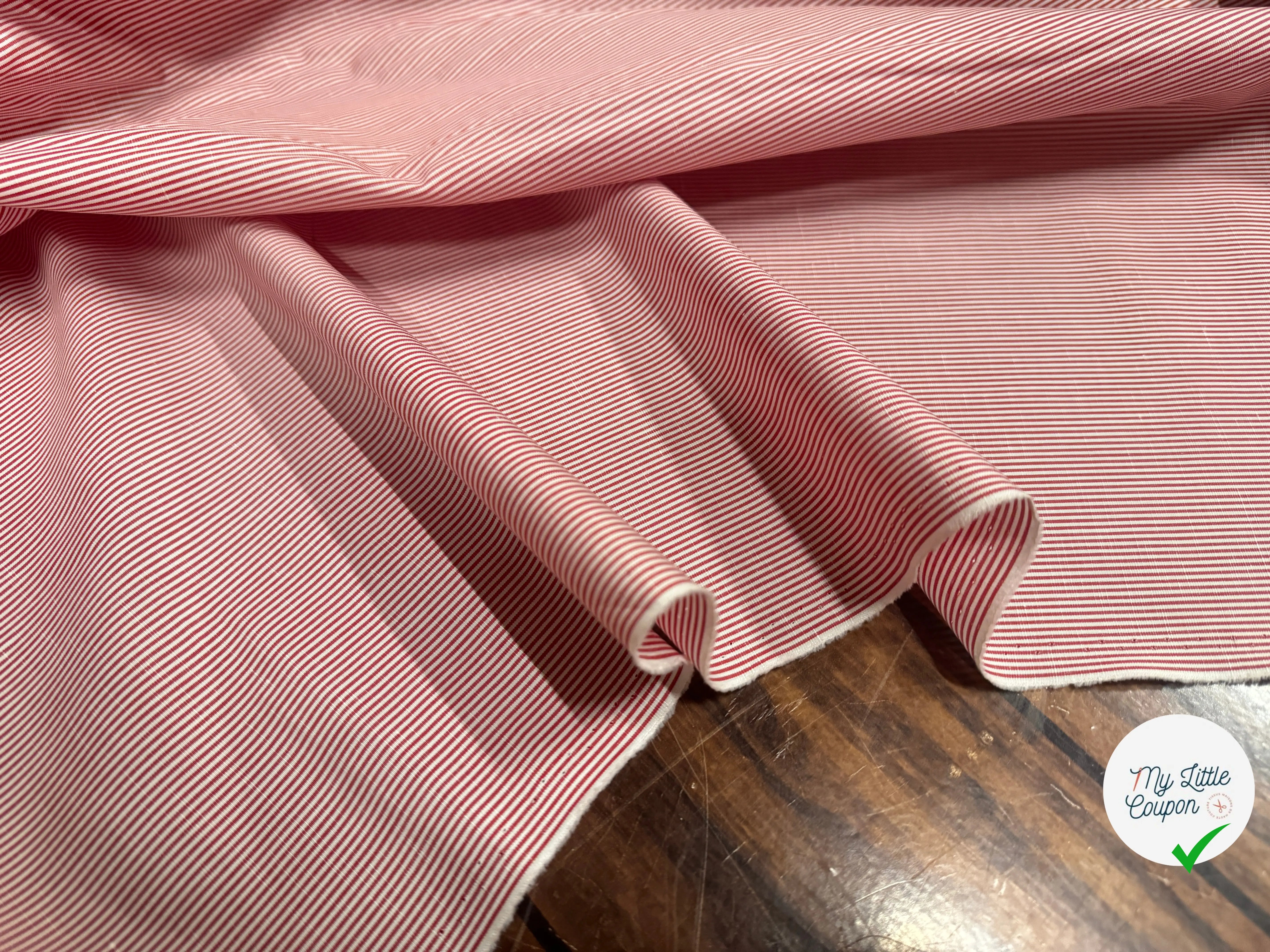 POPELINE DE COTON ALBINI FIGUERAS RAYURES ROUGE - My Little Coupon