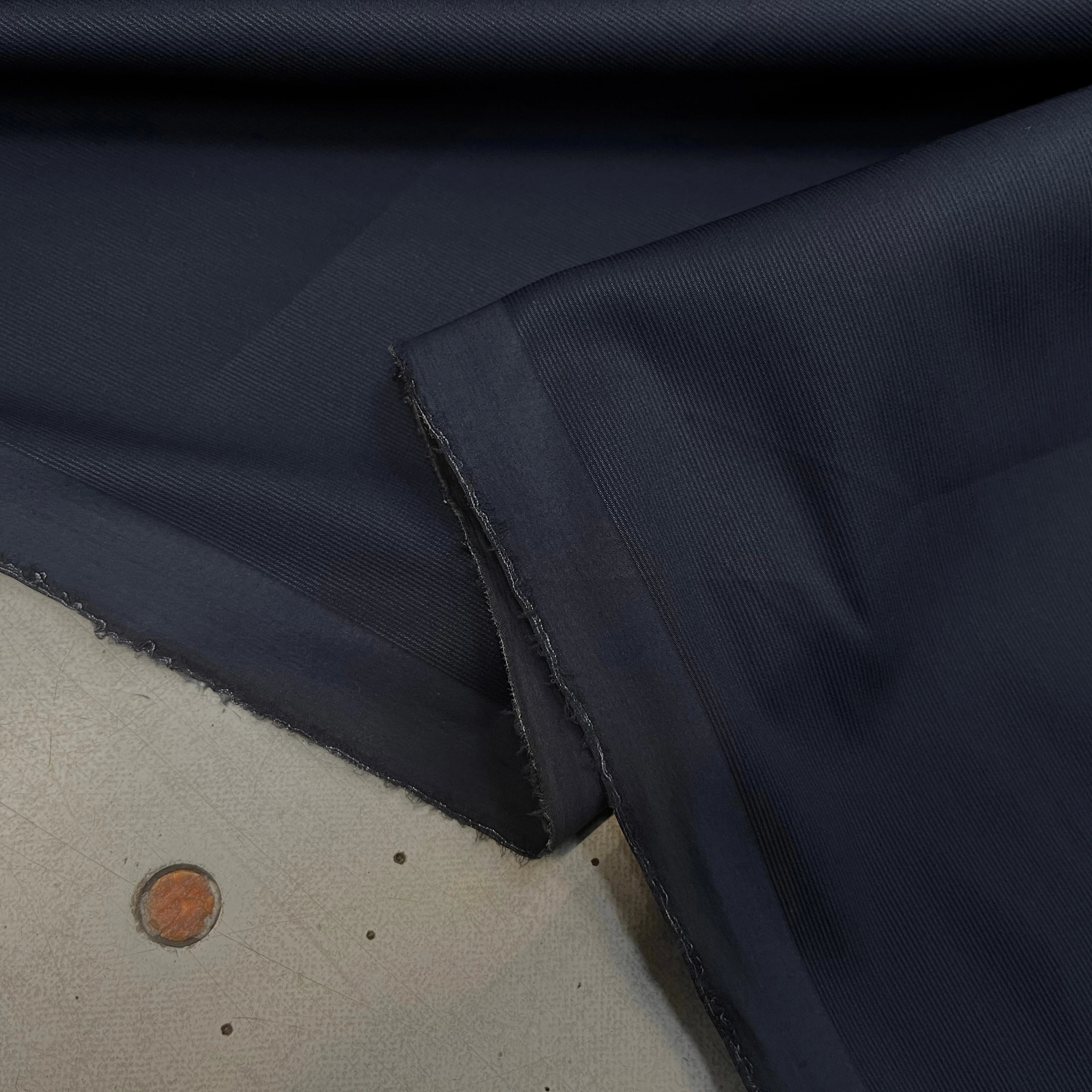 POPELINE DE COTON ALBINI MARINE FLUIDE FINE RAYURES - My Little Coupon