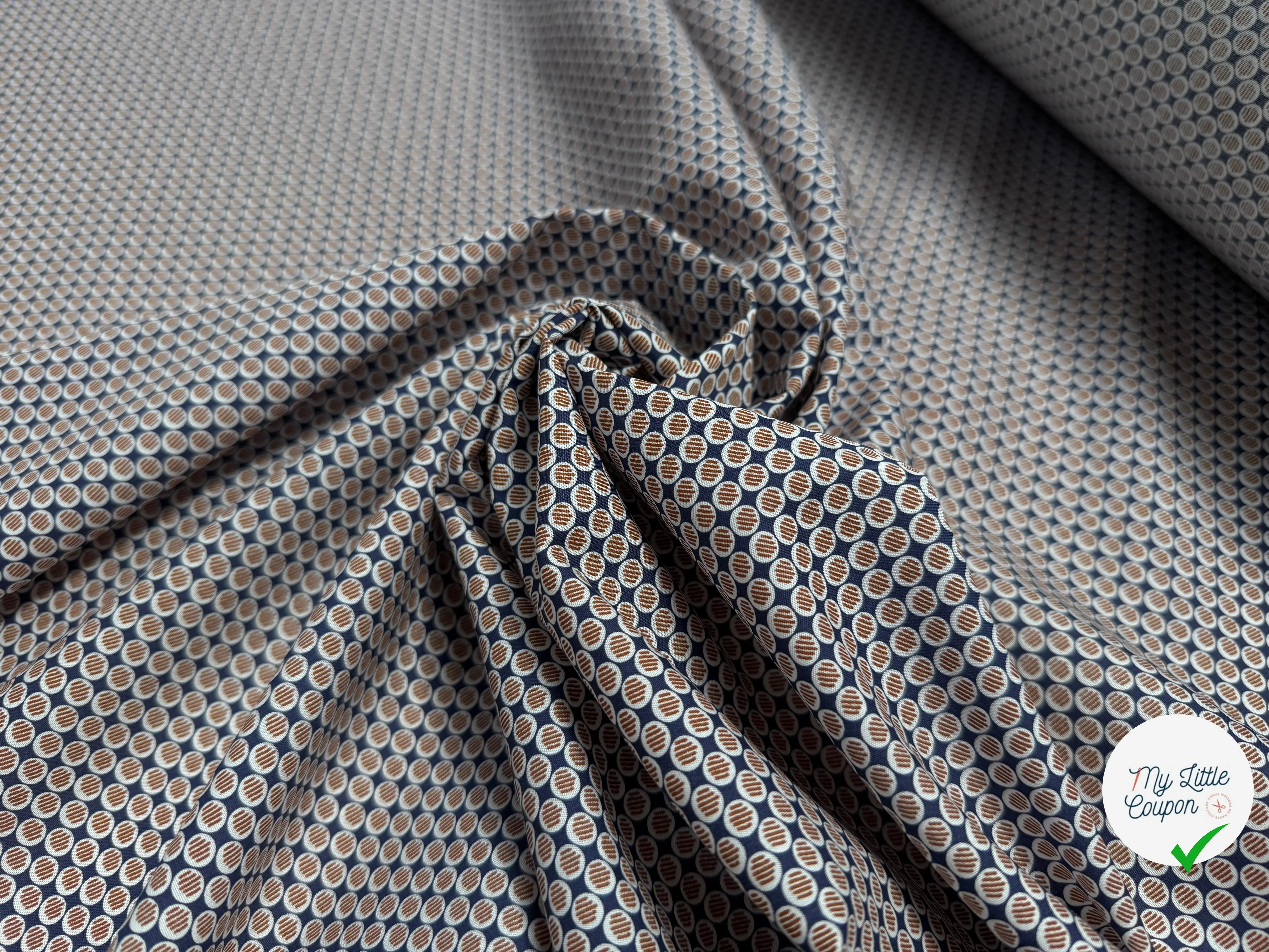 POPELINE DE COTON BELLE TENUE MOTIFS CIRCULAIRE GEOMÉTRIQUE FOND BLEU - My Little Coupon