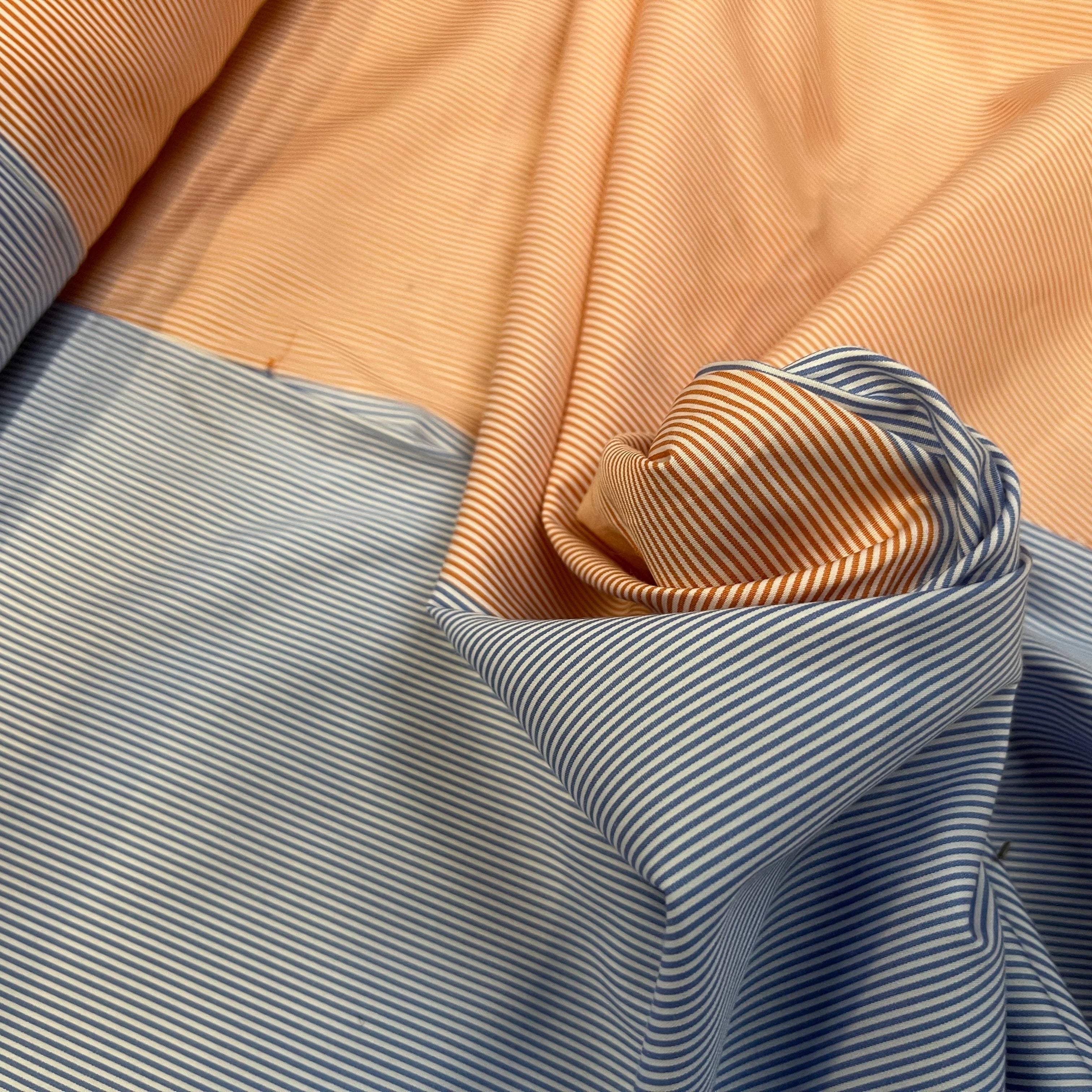 POPELINE DE COTON BICOLORE BLEU ET ORANGE BY RAYMOND - My Little Coupon