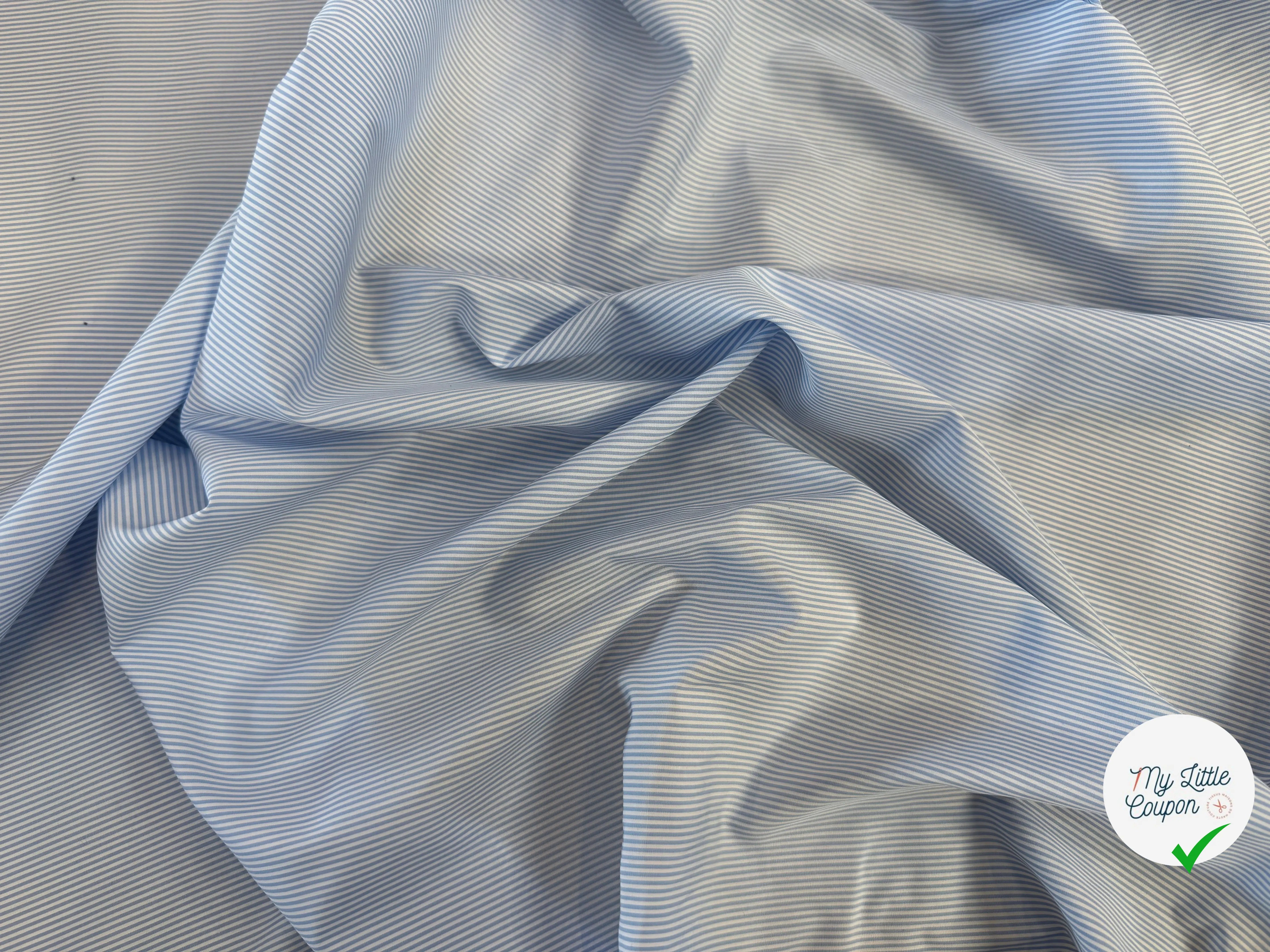 POPELINE DE COTON BLANCHE A RAYURES BLEU CIEL - My Little Coupon