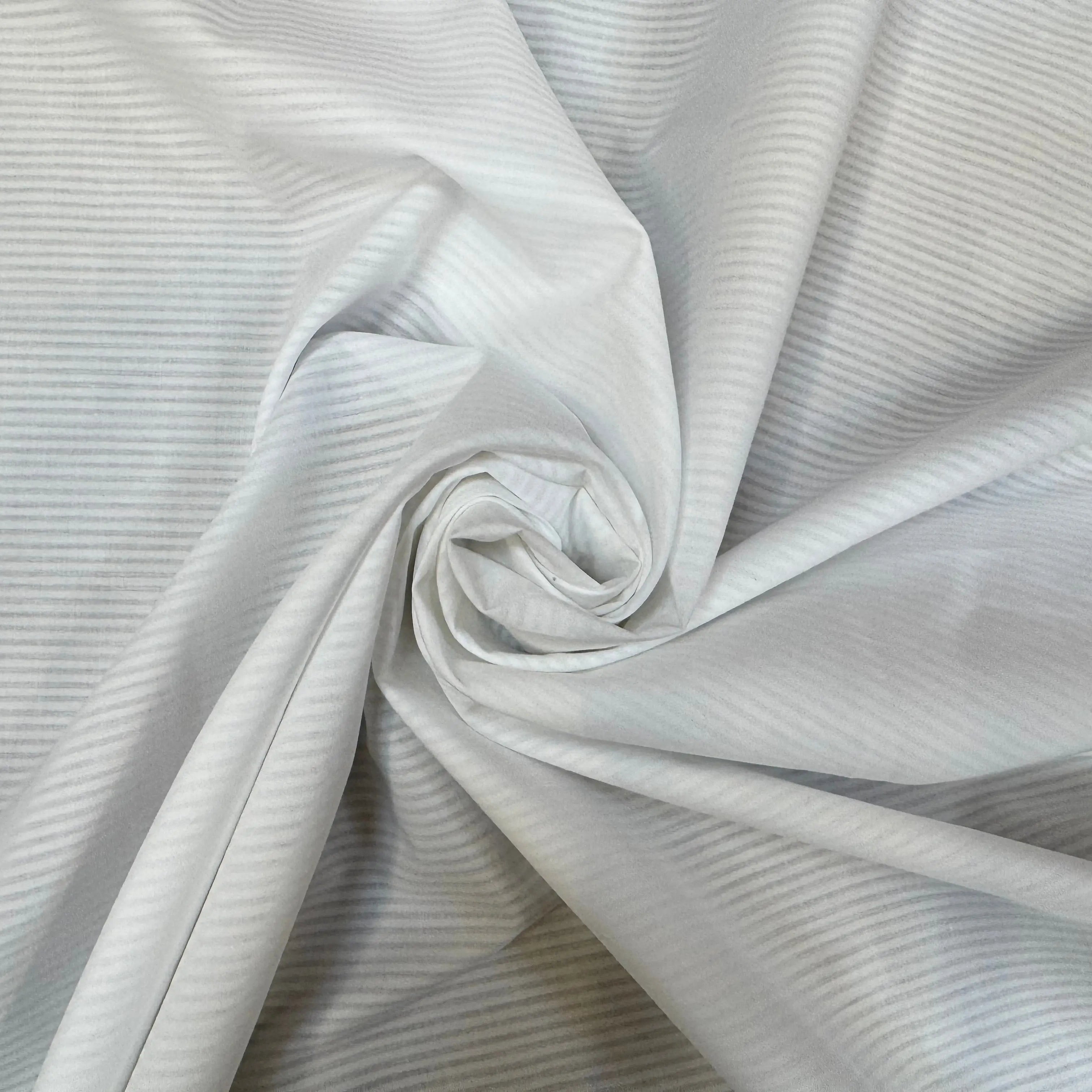 POPELINE DE COTON BLANCHE A RAYURES RÉGULIÈRES EFFET SATINÉ - My Little Coupon
