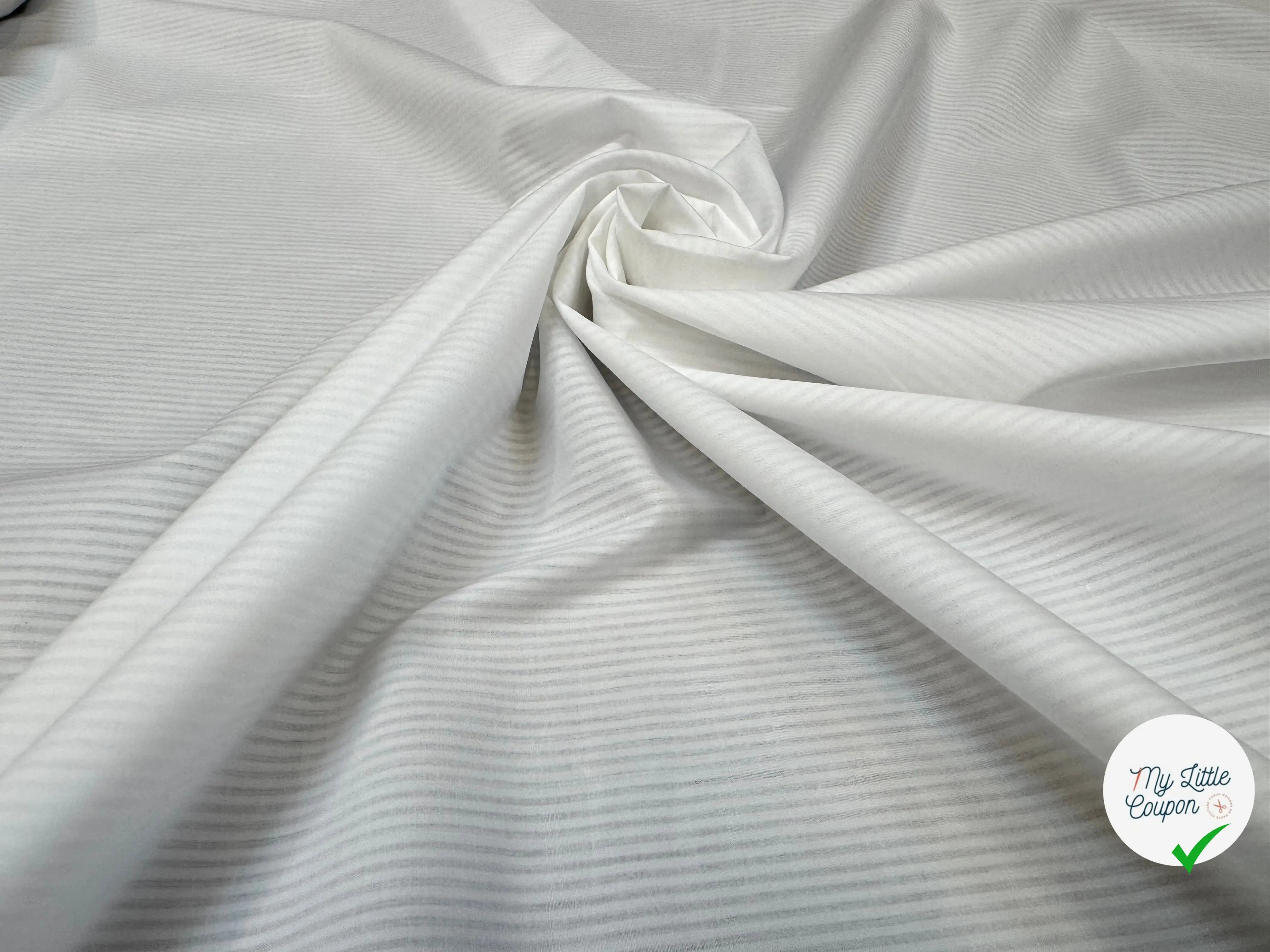 POPELINE DE COTON BLANCHE A RAYURES RÉGULIÈRES EFFET SATINÉ - My Little Coupon