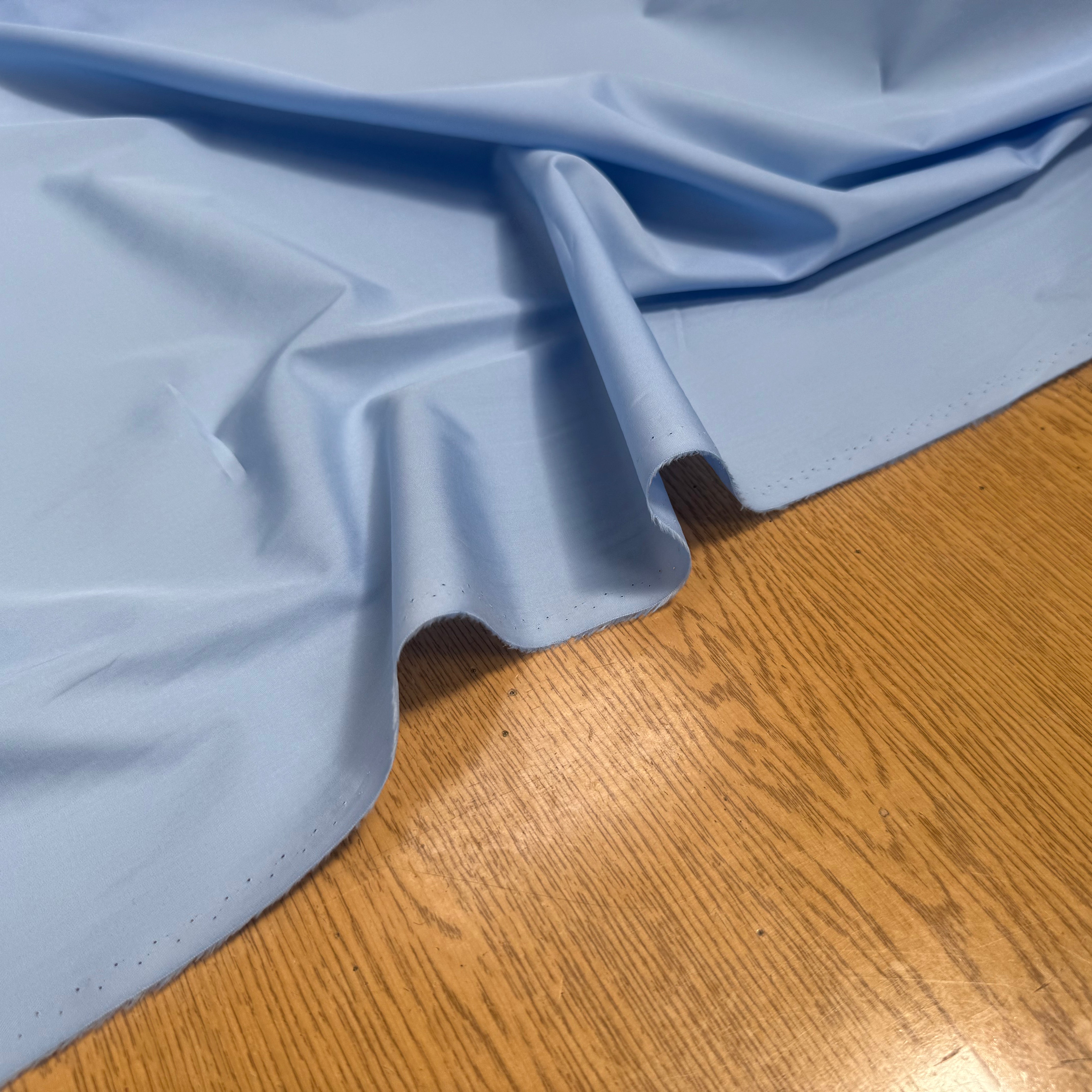 POPELINE DE COTON BLEU CIEL UNI - My Little Coupon