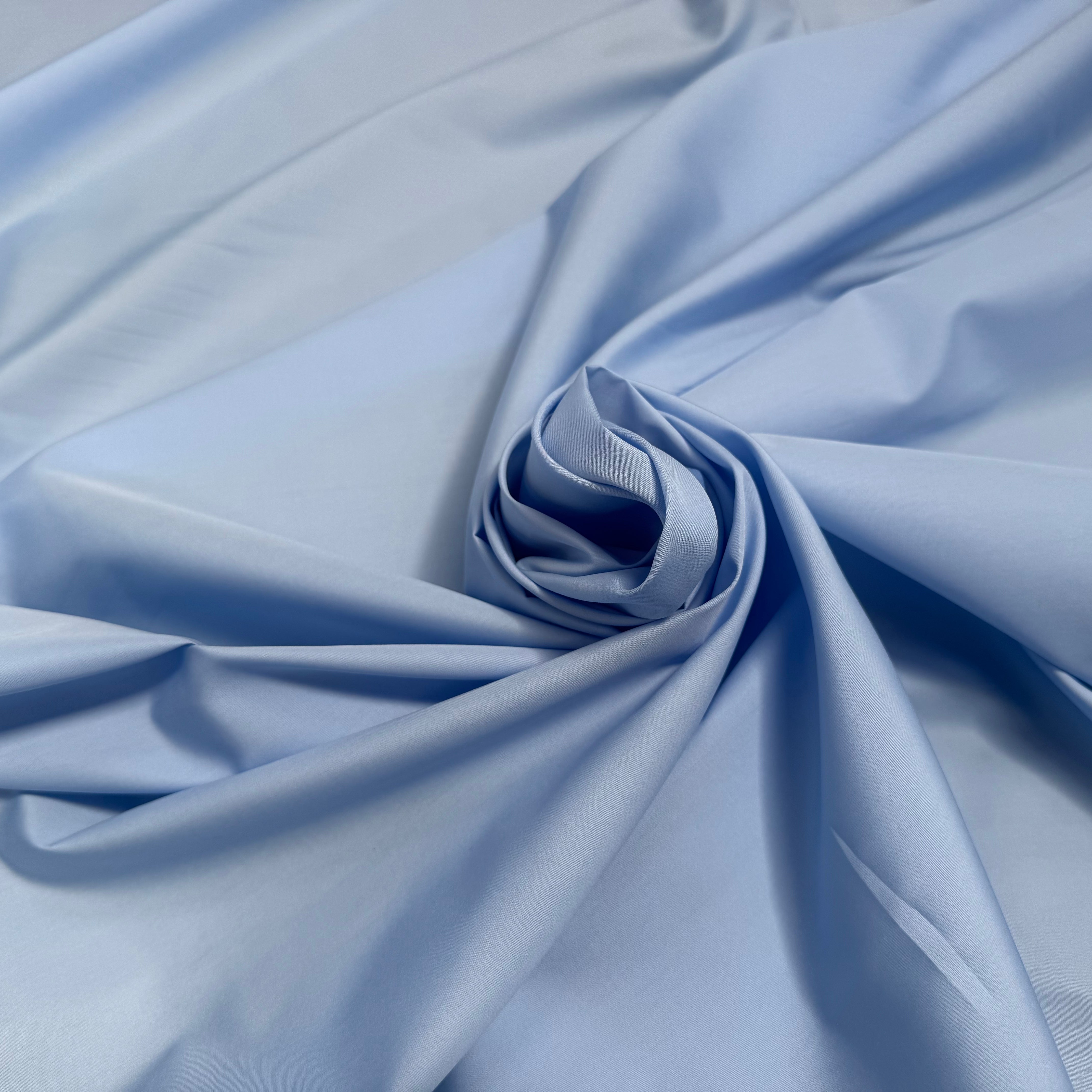 POPELINE DE COTON BLEU CIEL UNI - My Little Coupon