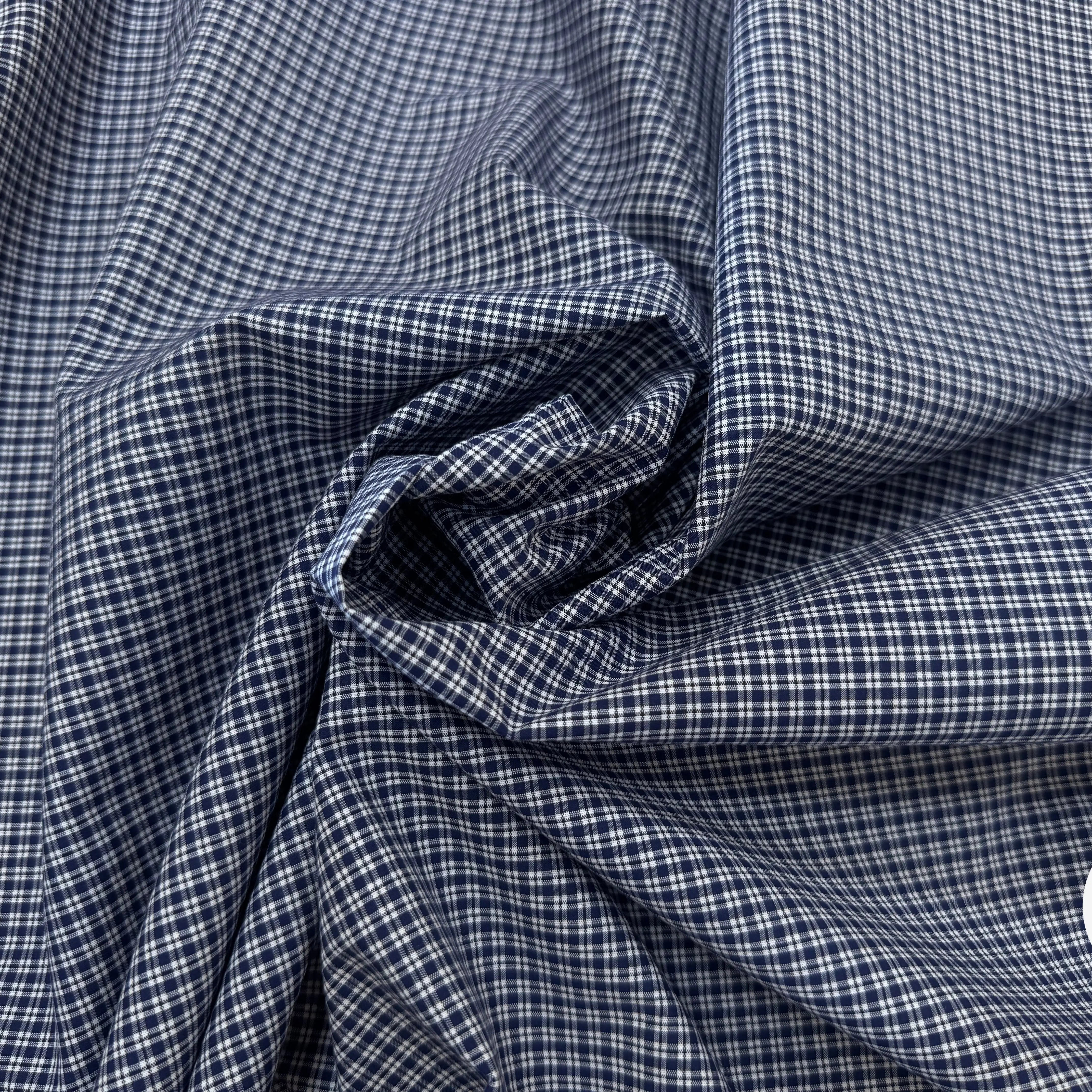 POPELINE DE COTON BLEU MARINE A PETITS CARREAUX BLANC - My Little Coupon