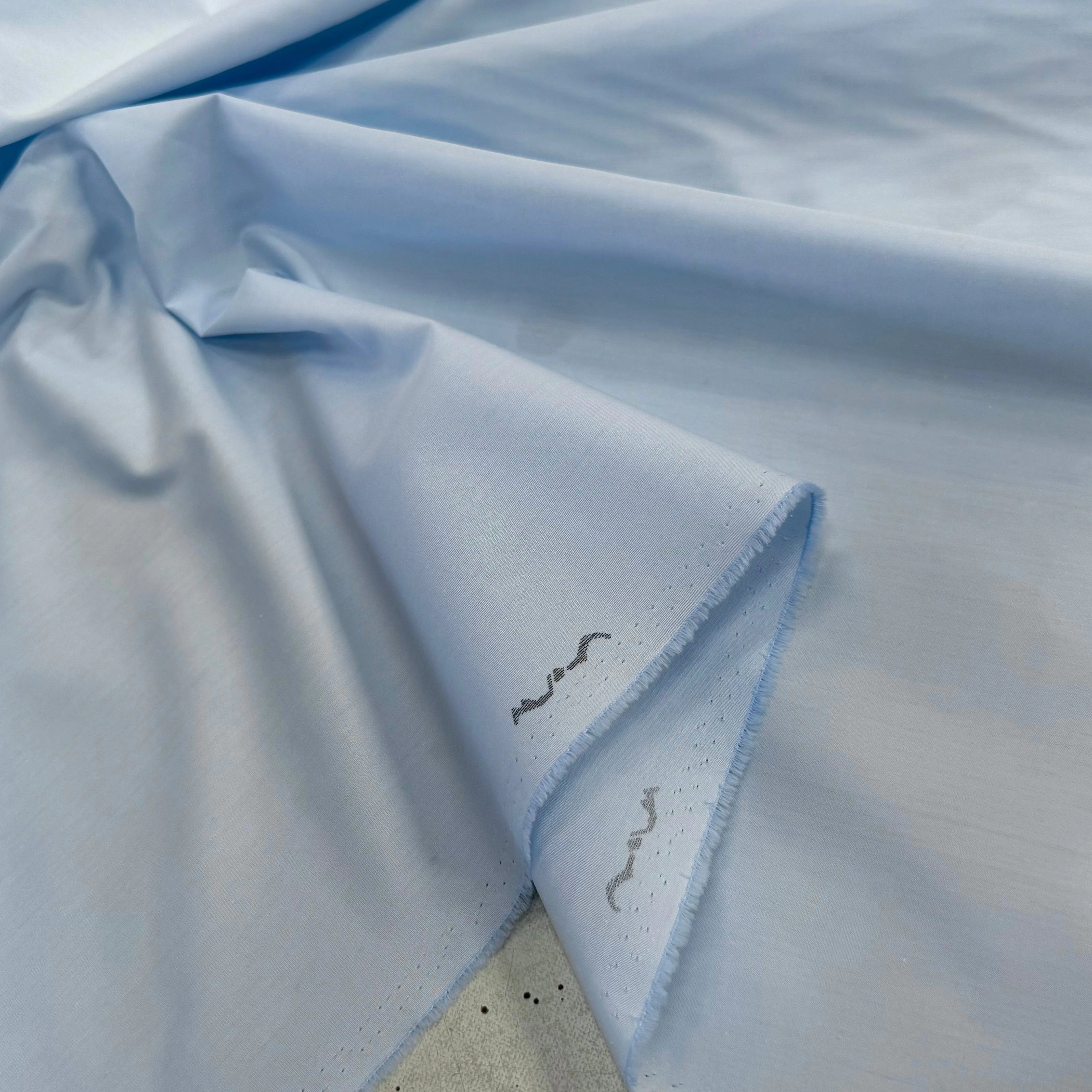 POPELINE DE COTON BLEU PASTEL UNI - My Little Coupon