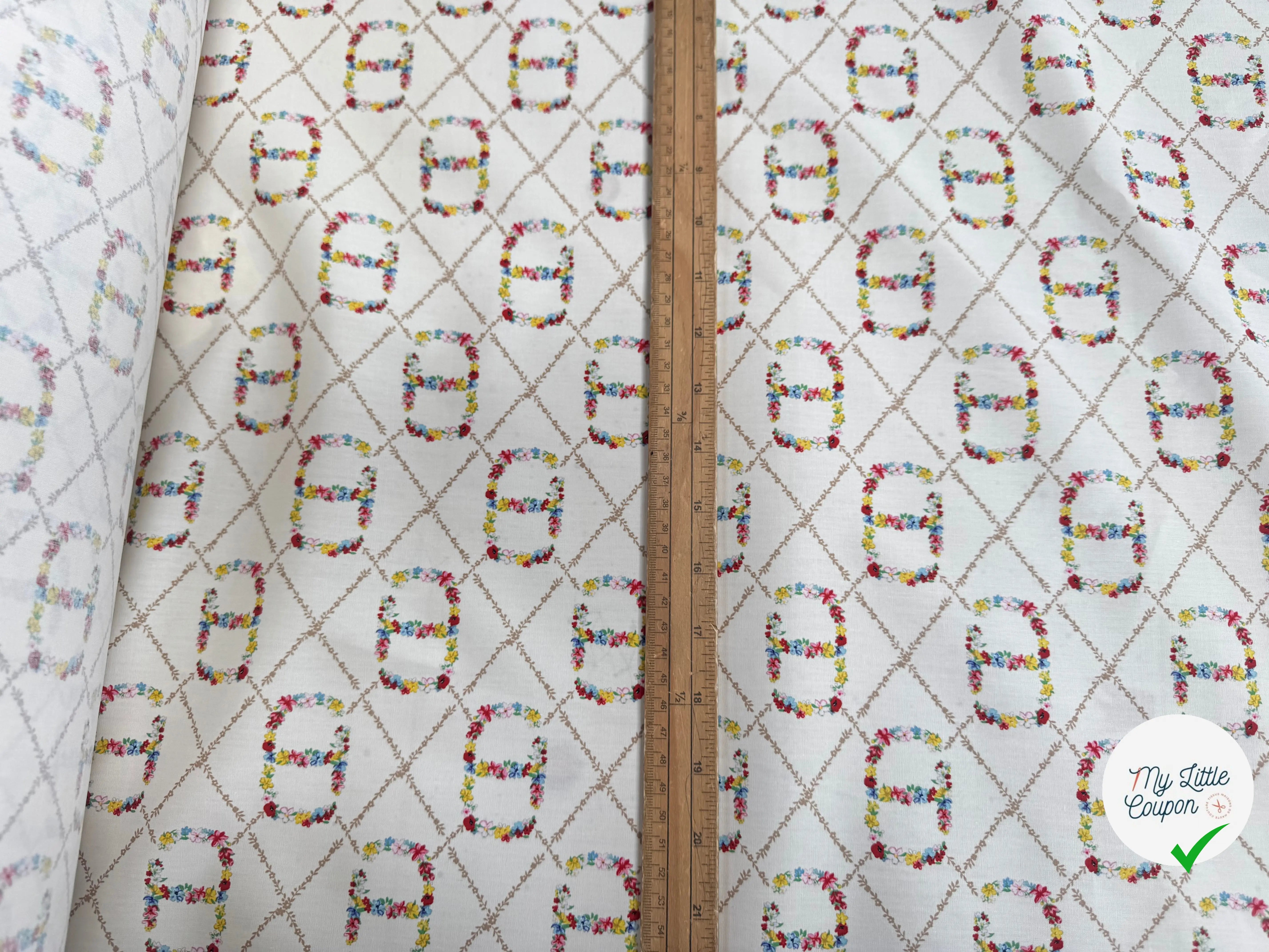 POPELINE DE COTON BOUCLE CEINTURE FLEURIES FOND BEIGE - My Little Coupon