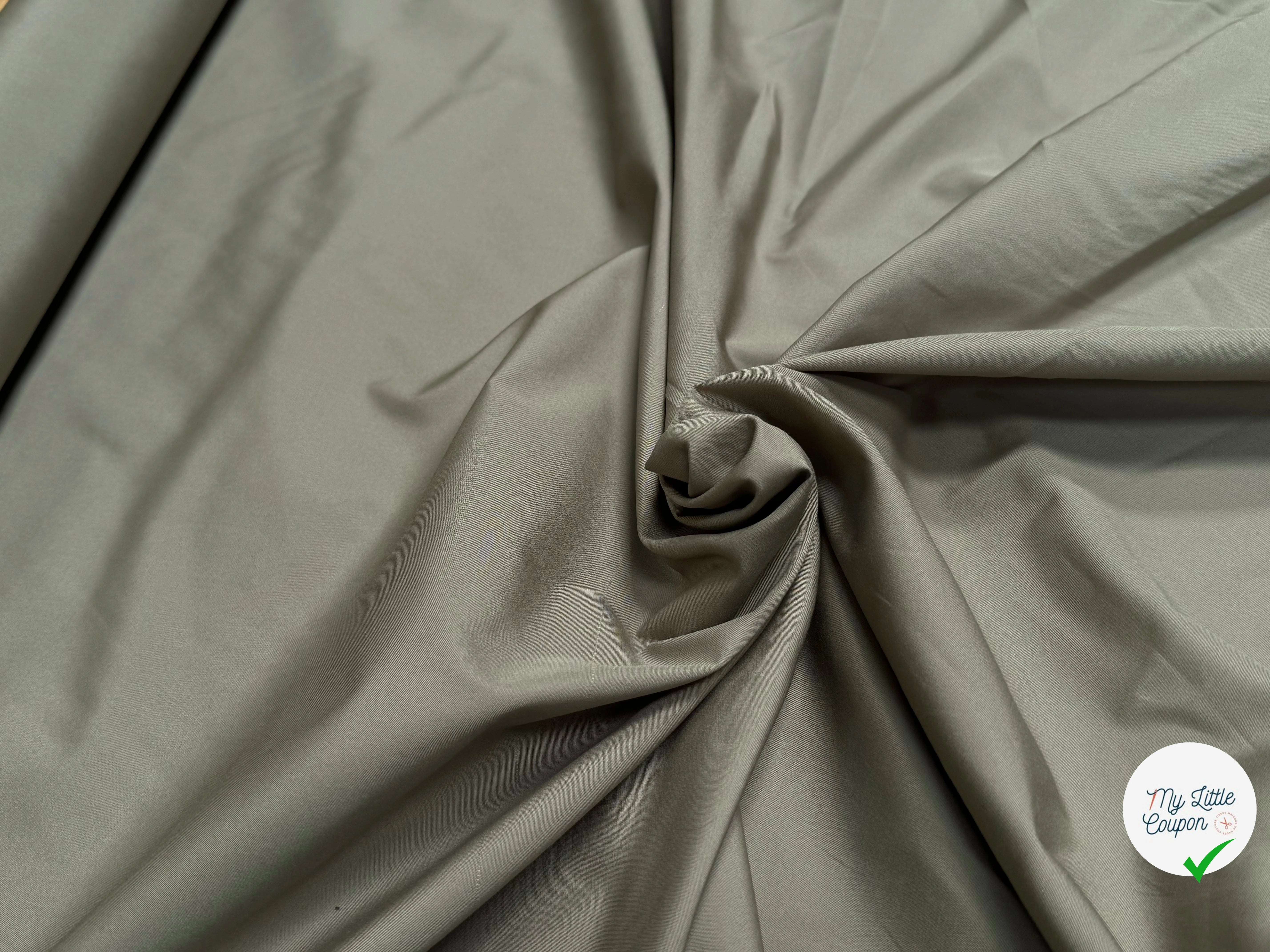 POPELINE DE COTON EFFET CRAQUANT BEIGE OLIVE - My Little Coupon