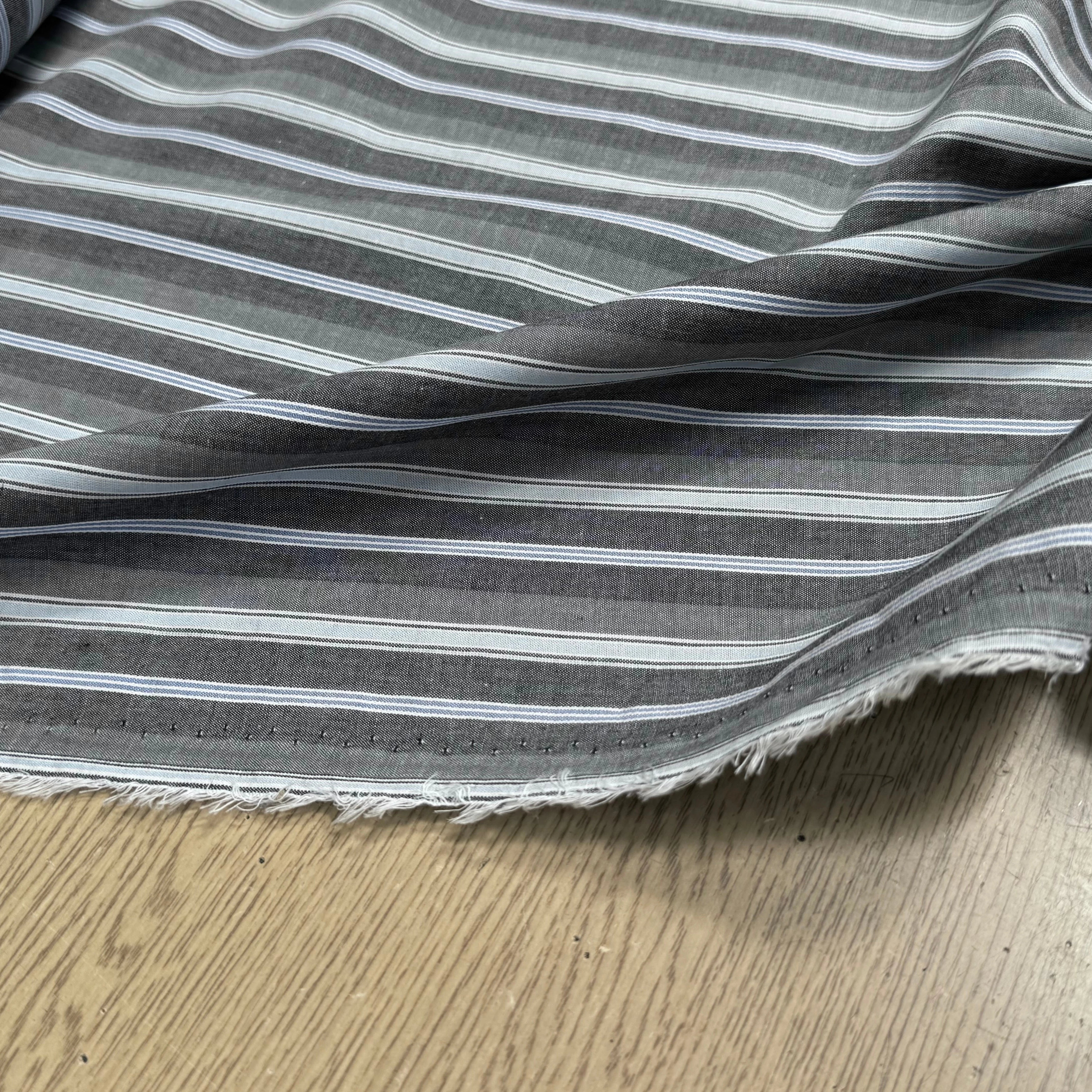 POPELINE DE COTON EXPRIT OXFORD GRIS À RAYURES - My Little Coupon