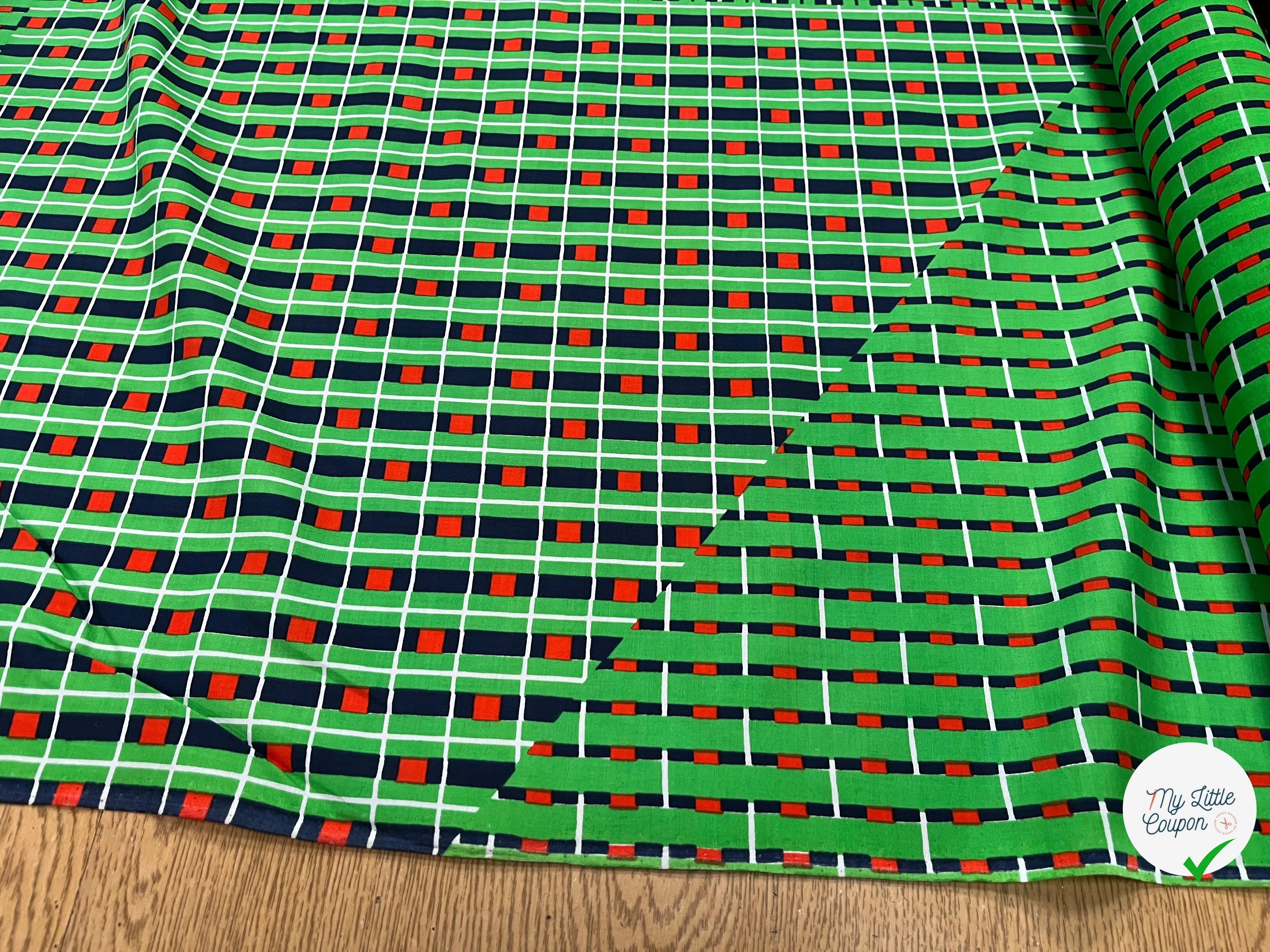 POPELINE DE COTON FOND VERT MOTIF À CARREAUX MARINE ROUGE - My Little Coupon