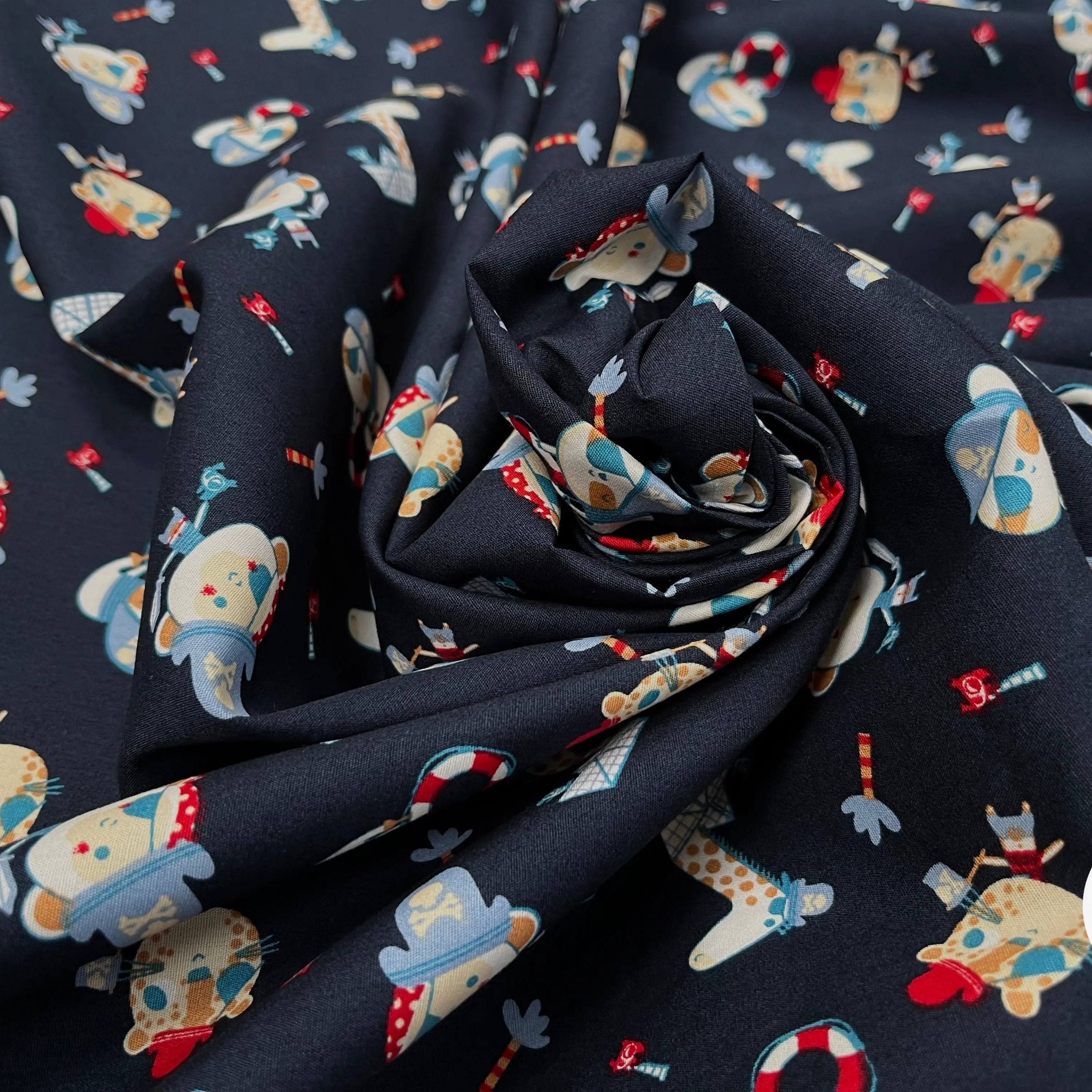 POPELINE DE COTON IMPRIMÉE LITTLE ONES PIRATES KID MARINE - My Little Coupon