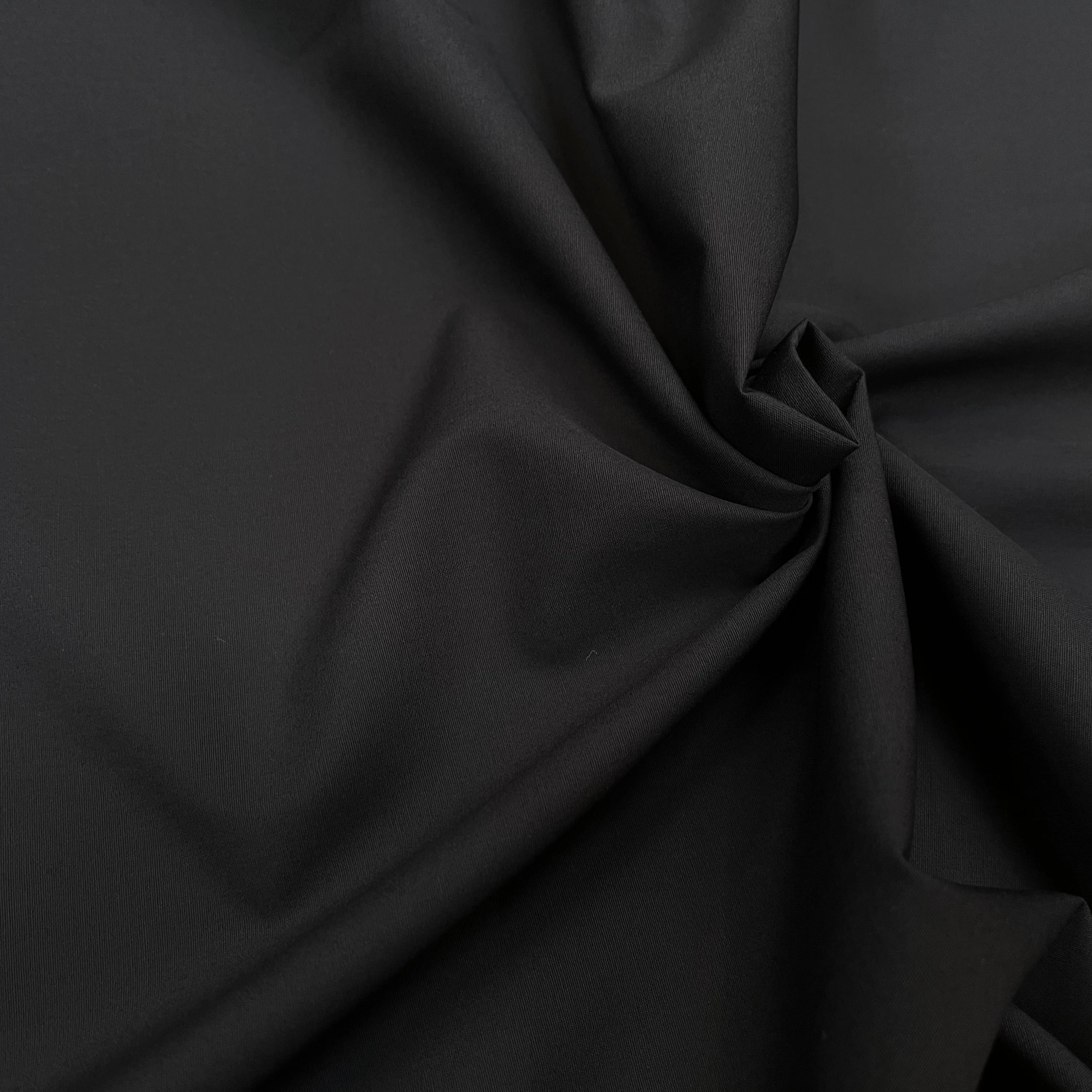 POPELINE DE COTON LISSE NOIR EFFET ROSÉ 150CM - My Little Coupon