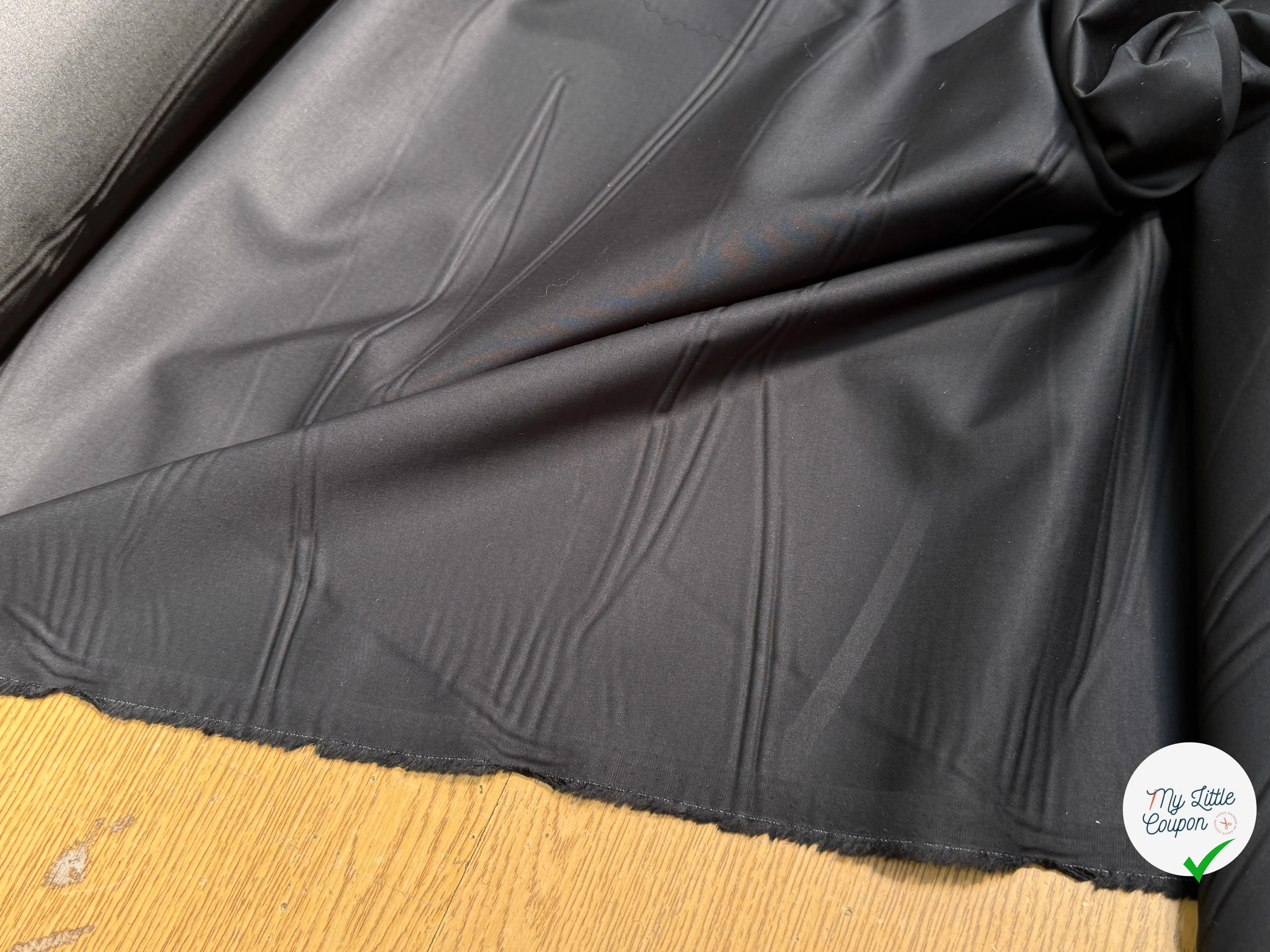 POPELINE DE COTON LISSE QUALITÉ COUTURE NOIR 200 - My Little Coupon