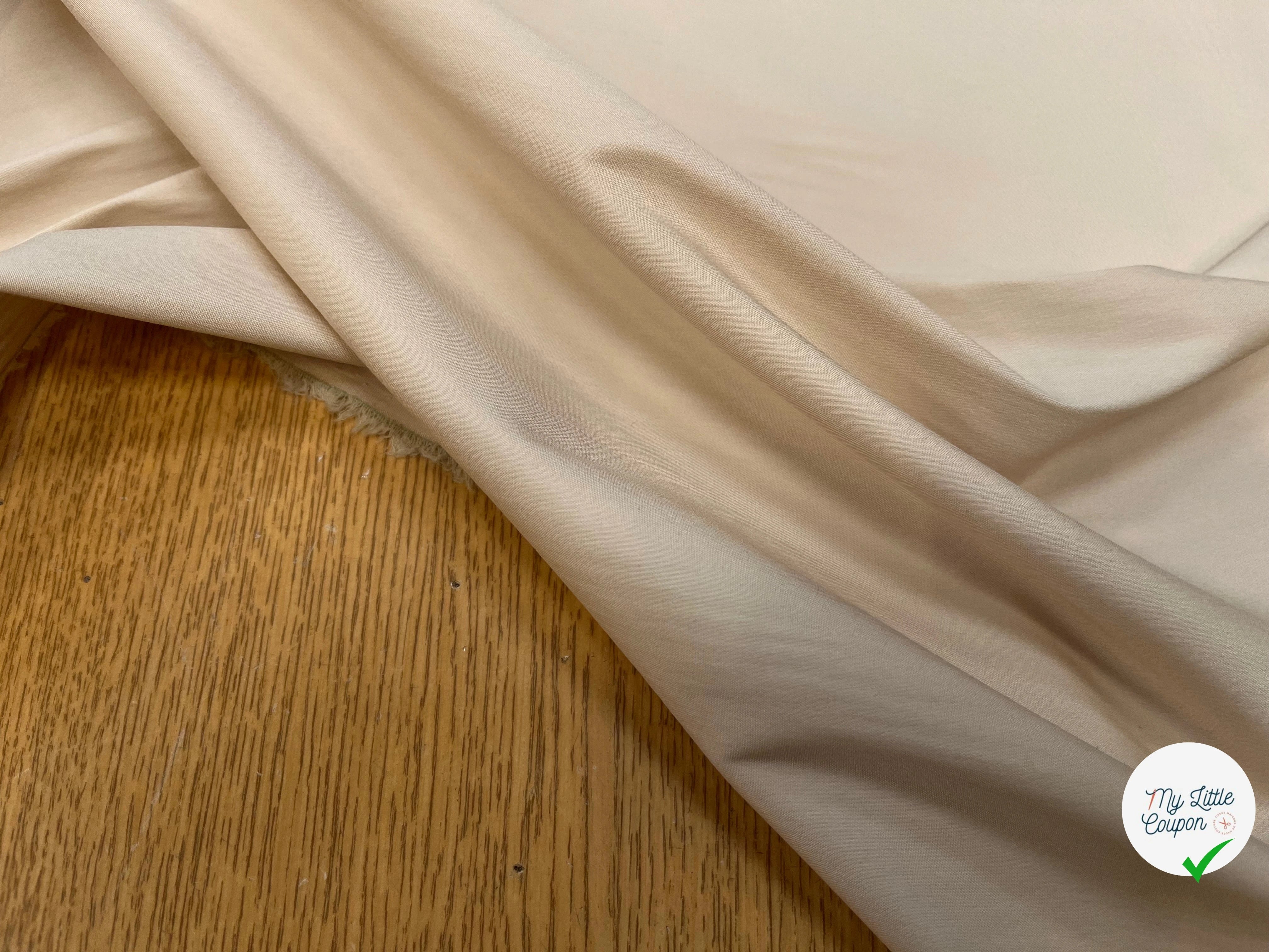 POPELINE DE COTON QUALITÉ COUTURE LEGÈREMENT SATINÉE LIGHT SAND - My Little Coupon