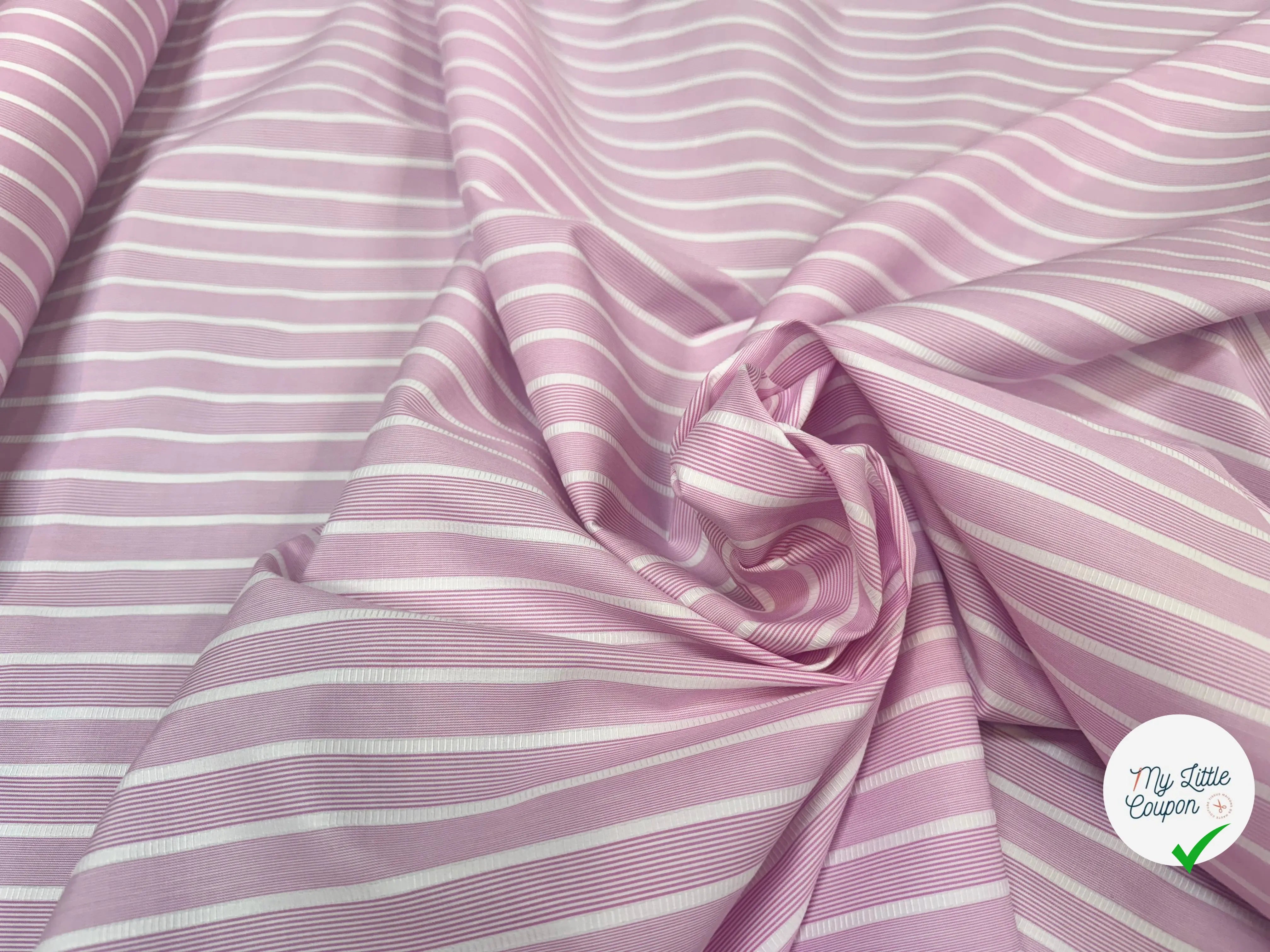 POPELINE DE COTON ROSE RAYURES BLANCHES - My Little Coupon