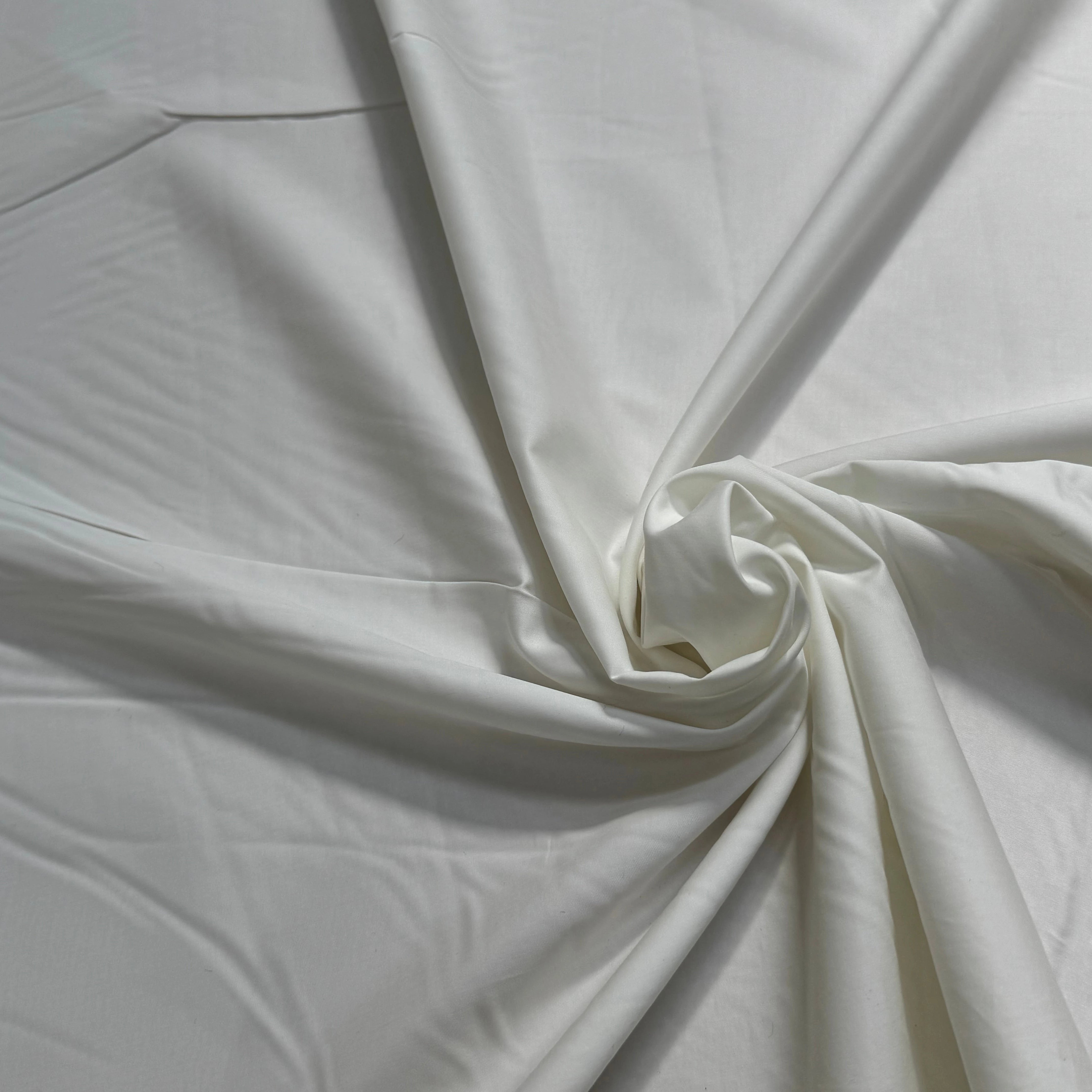 POPELINE DE COTON SATINÉE BLANC CASSÉ STRETCH QUALITÉ COUTURE TOUCHER DOUX - My Little Coupon