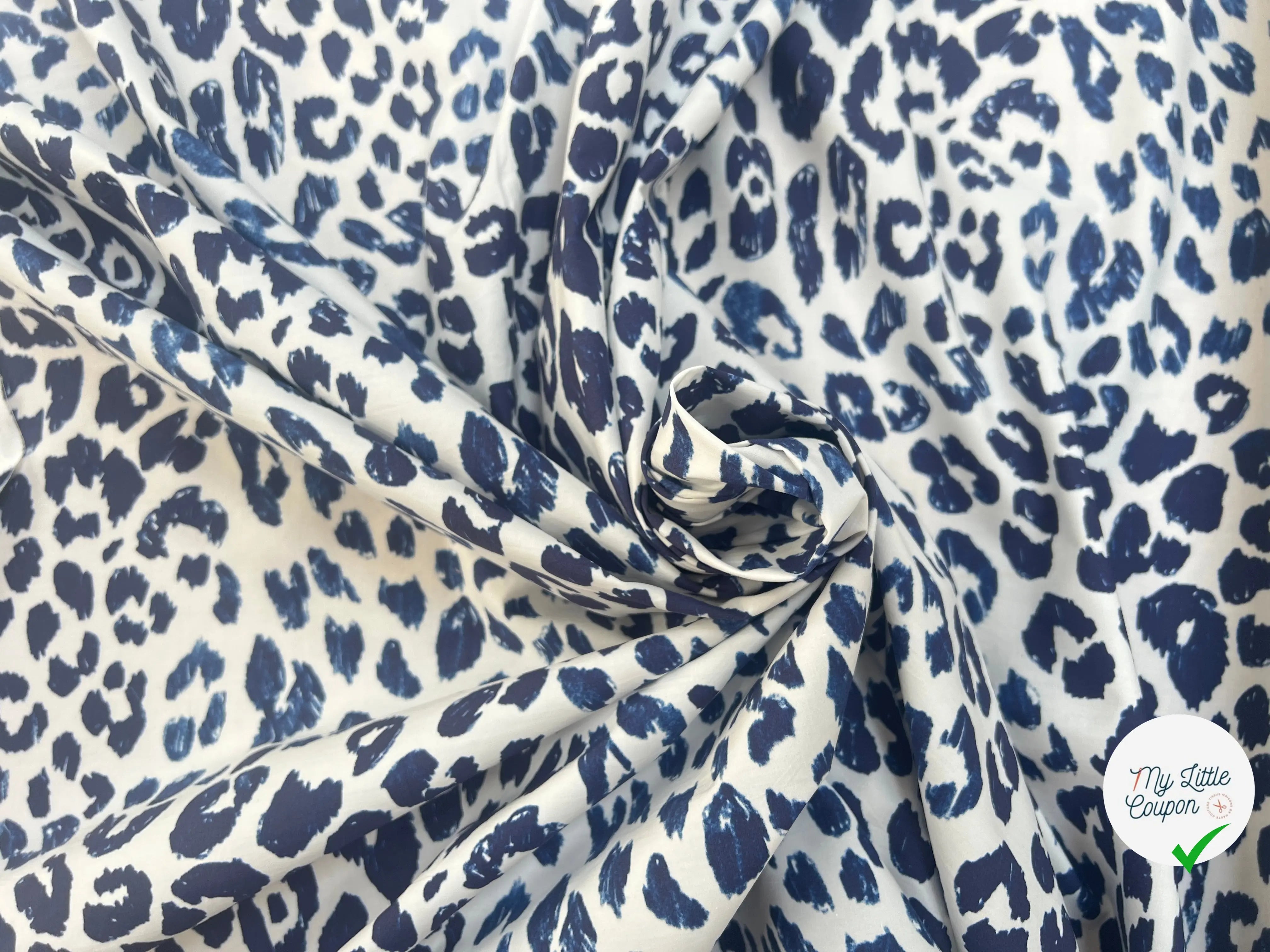 POPELINE DE COTON TACHES FELIN BLEU - My Little Coupon