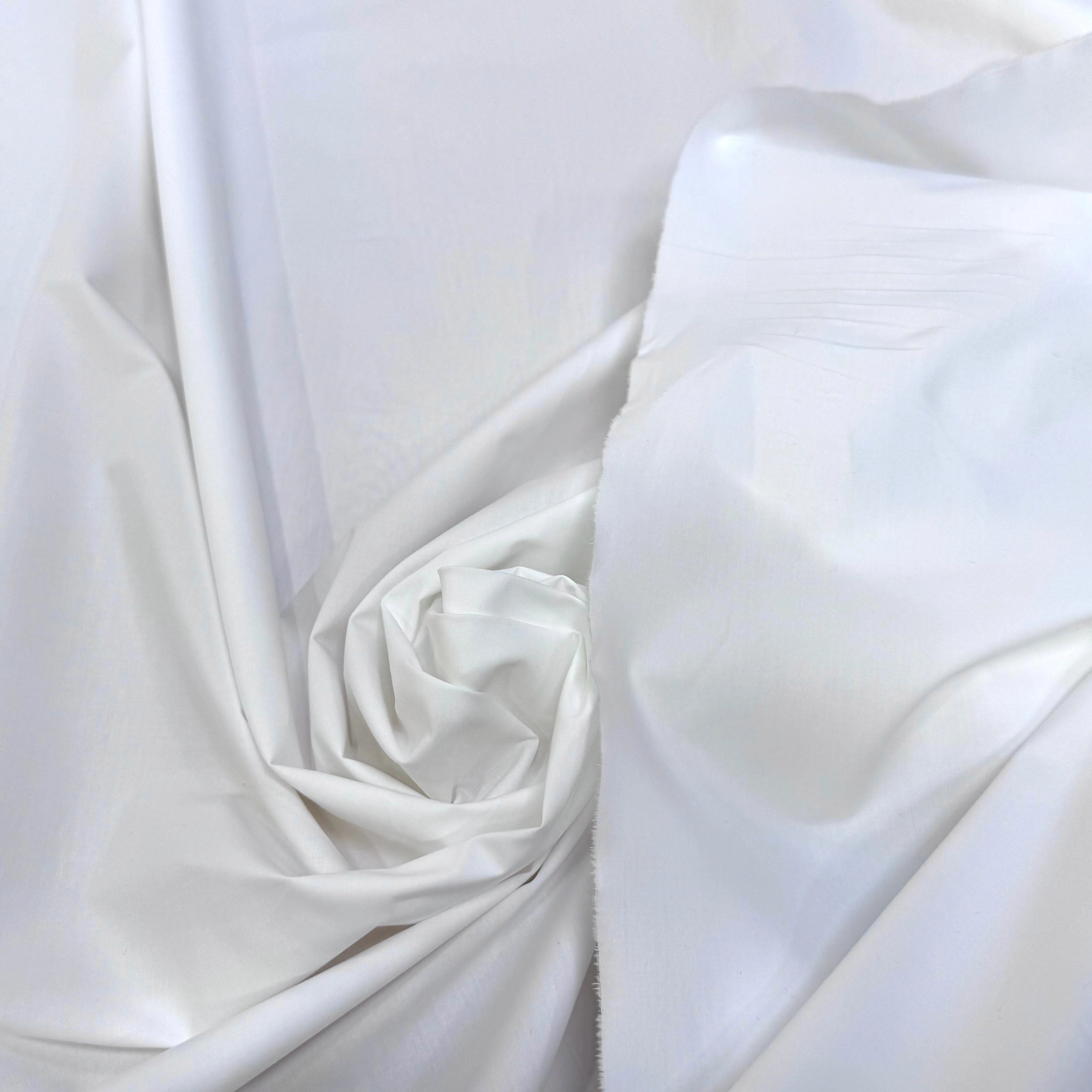 POPELINE DE COTON ULTRA CHIC BLANC ÉFFET CRAQUANT STRETCH - My Little Coupon