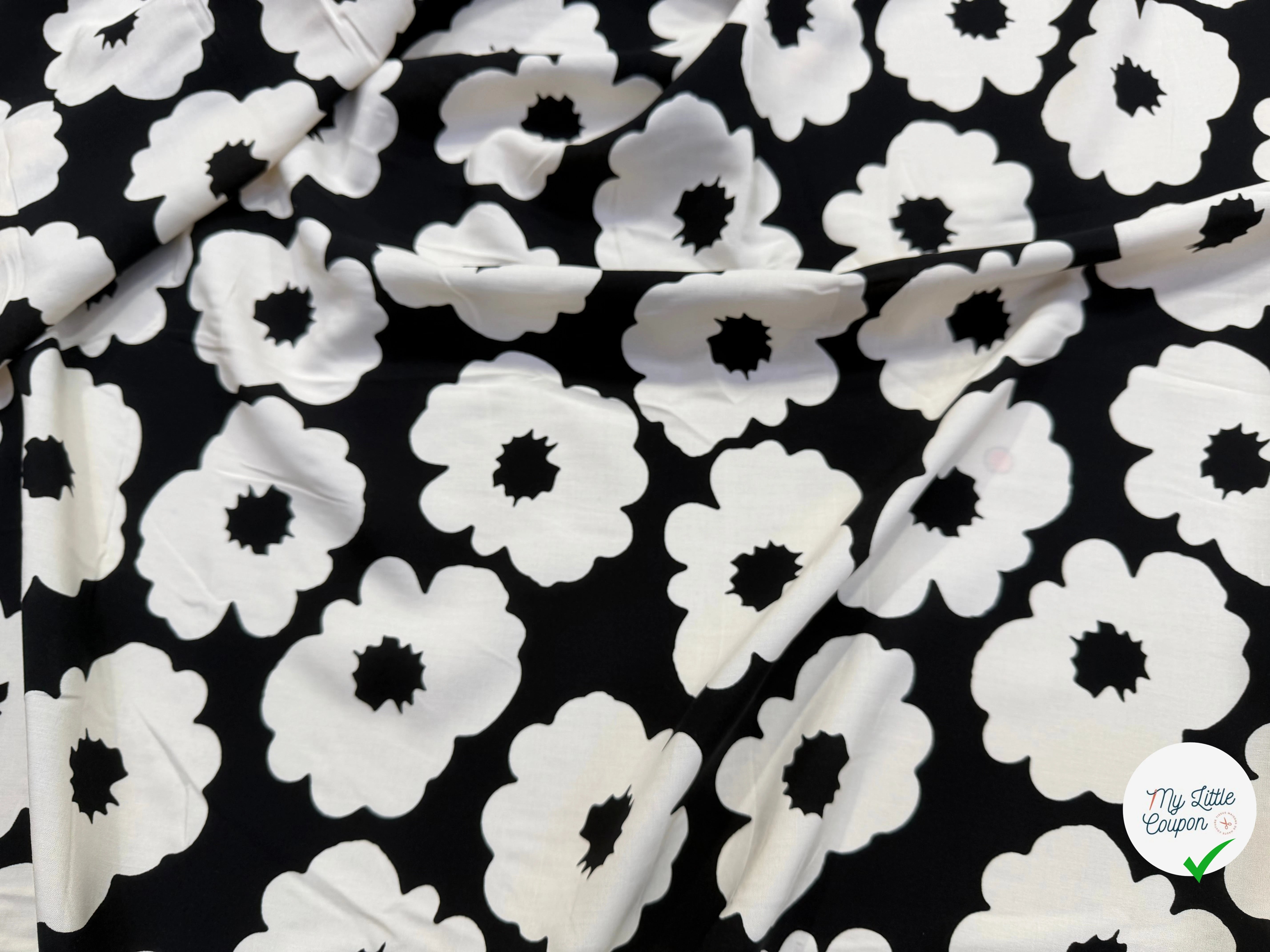 POPELINE DE VISCOSE 100%CV FLEURS IMPRIMÉ NOIR - My Little Coupon