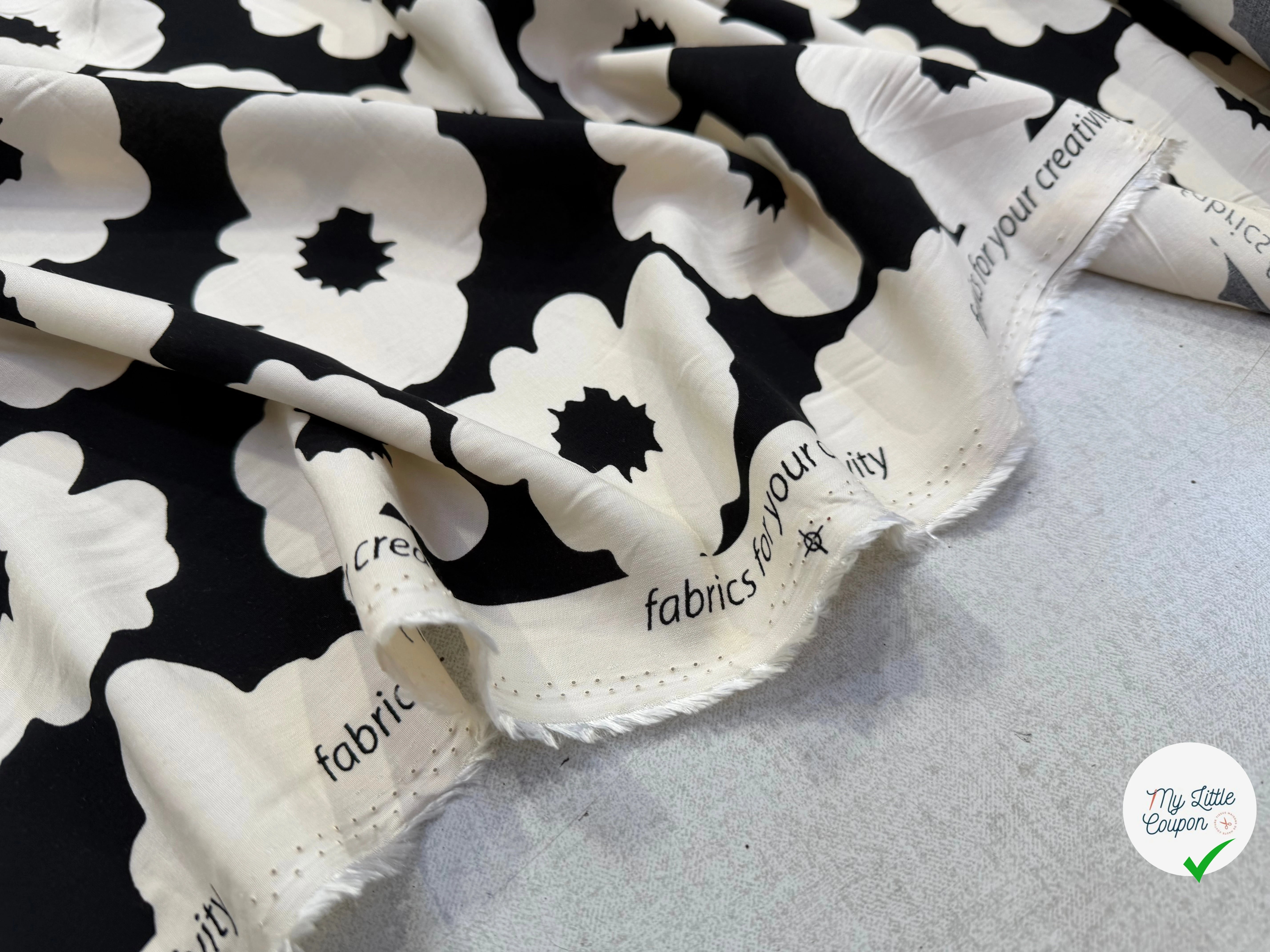 POPELINE DE VISCOSE 100%CV FLEURS IMPRIMÉ NOIR - My Little Coupon