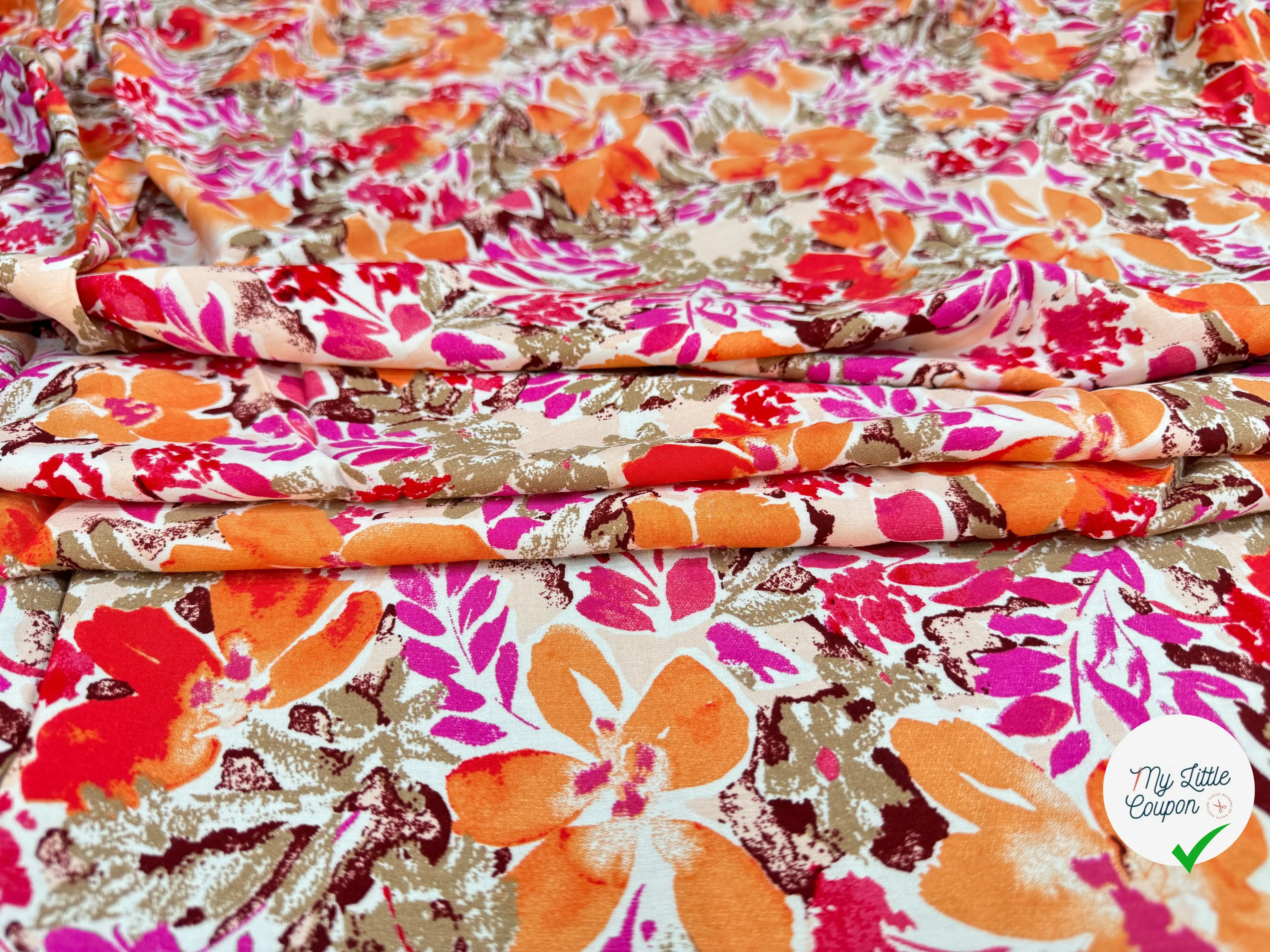 POPELINE DE VISCOSE TISSU IMPRIMÉ FLEURS FUCHSIA - My Little Coupon
