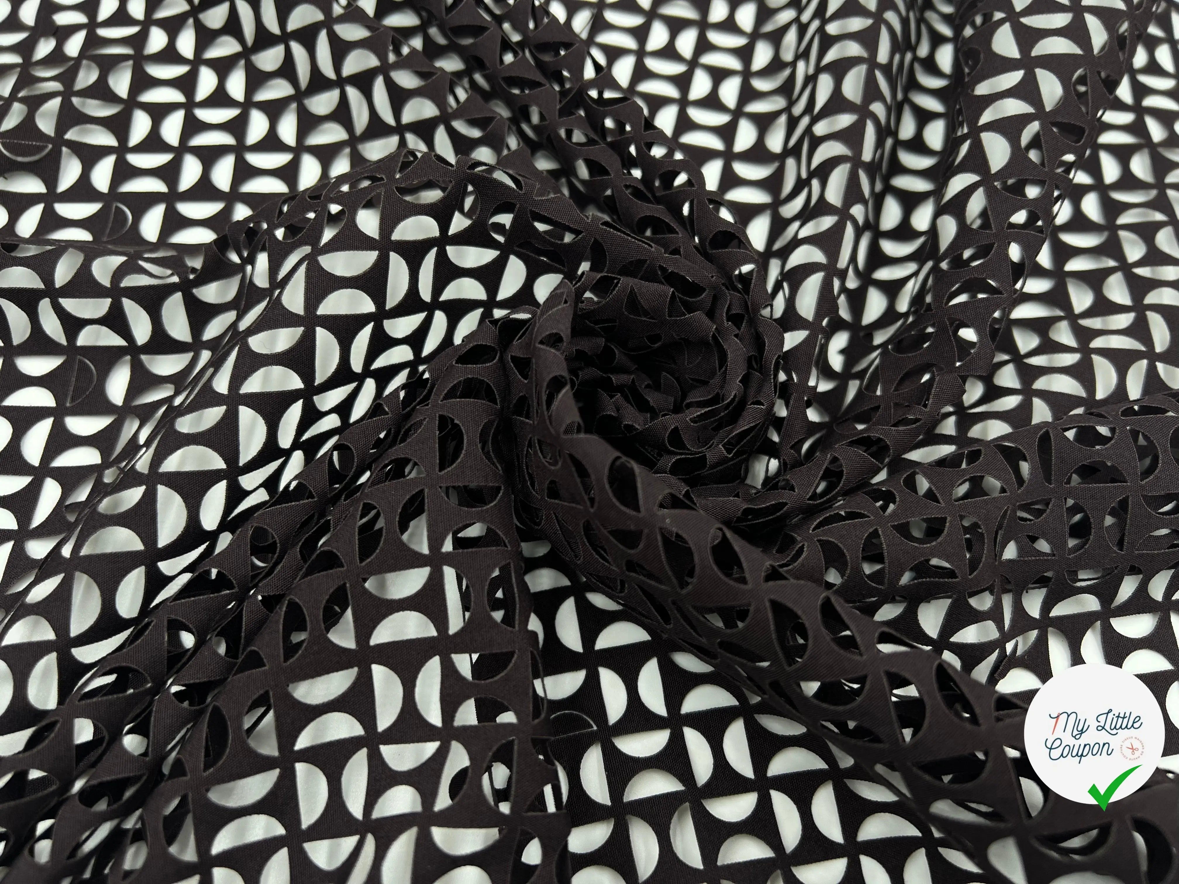 POPELINE DÉCOUPÉE MARRON GÉOMETRIQUES - My Little Coupon - tissu - coudre