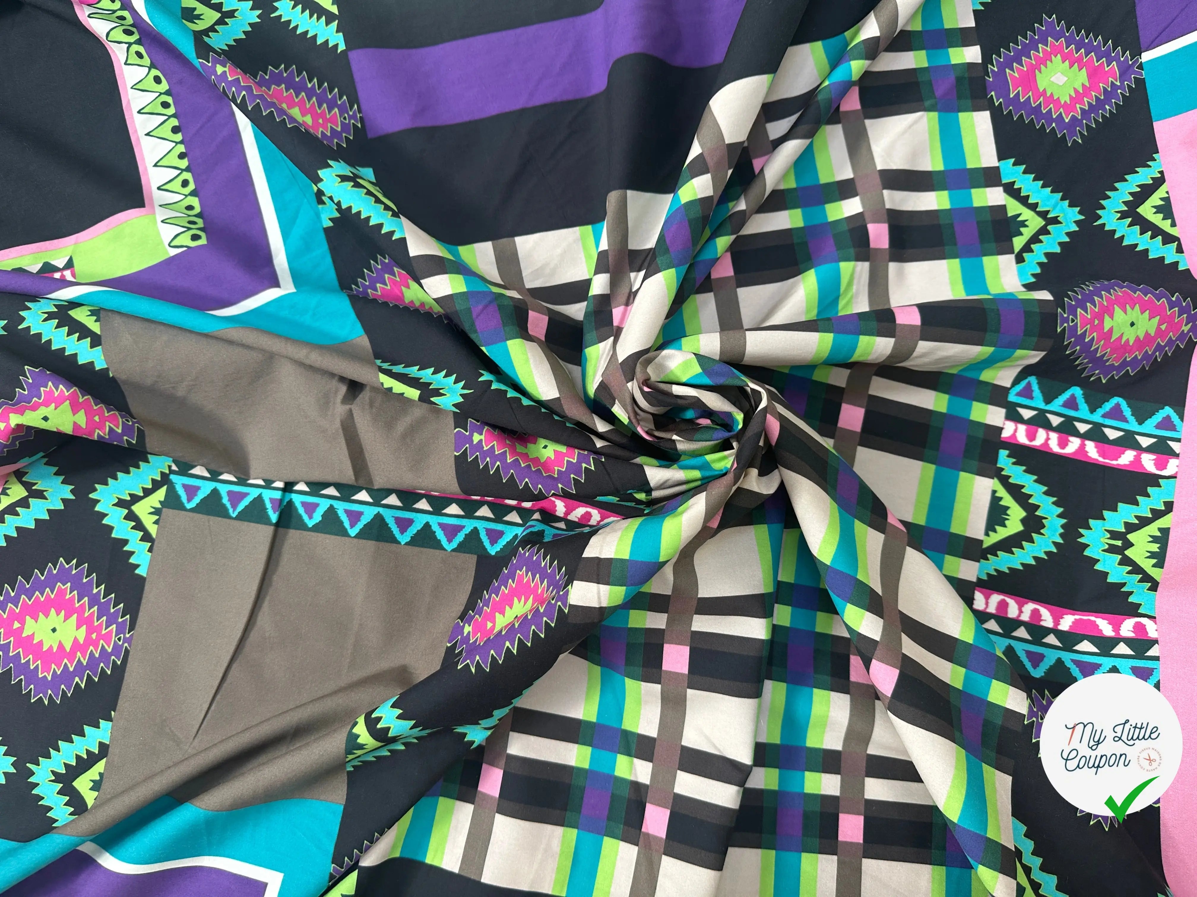 POPELINE IMPRIMÉE À GROS MOTIFS PERU ET TARTAN TENDANCE BEIGE - My Little Coupon