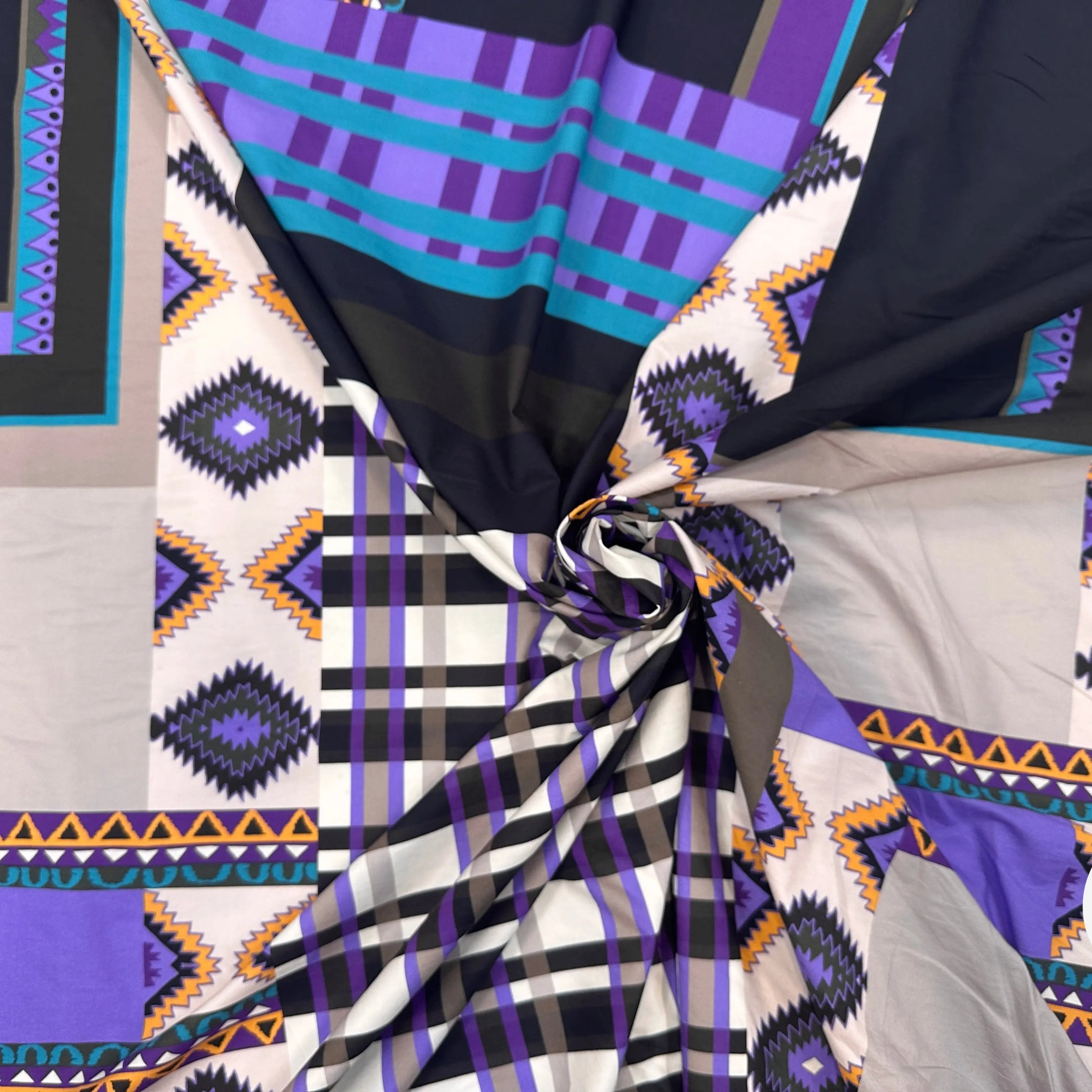 POPELINE IMPRIMÉE À GROS MOTIFS PERU ET TARTAN TENDANCE VIOLET MLC INTERN