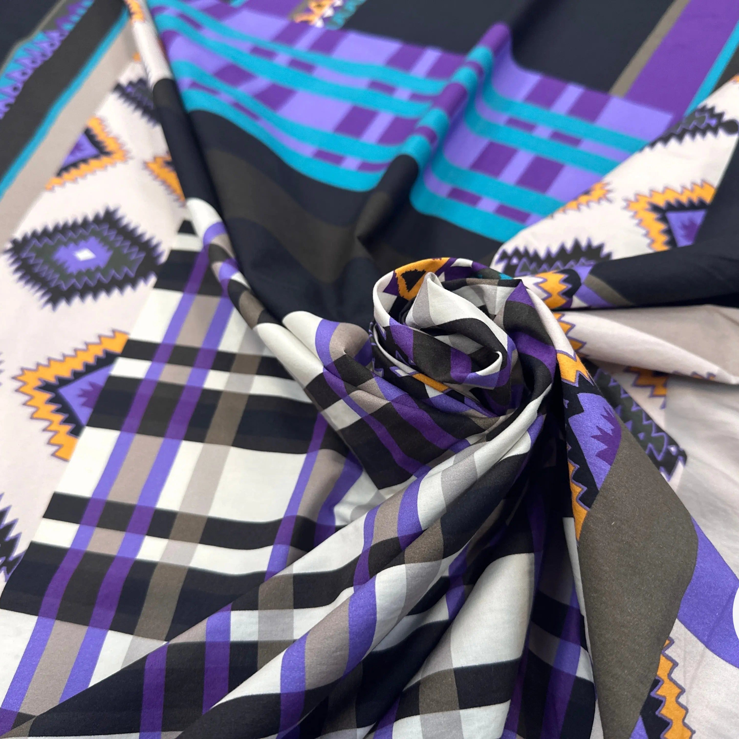 POPELINE IMPRIMÉE À GROS MOTIFS PERU ET TARTAN TENDANCE VIOLET MLC INTERN