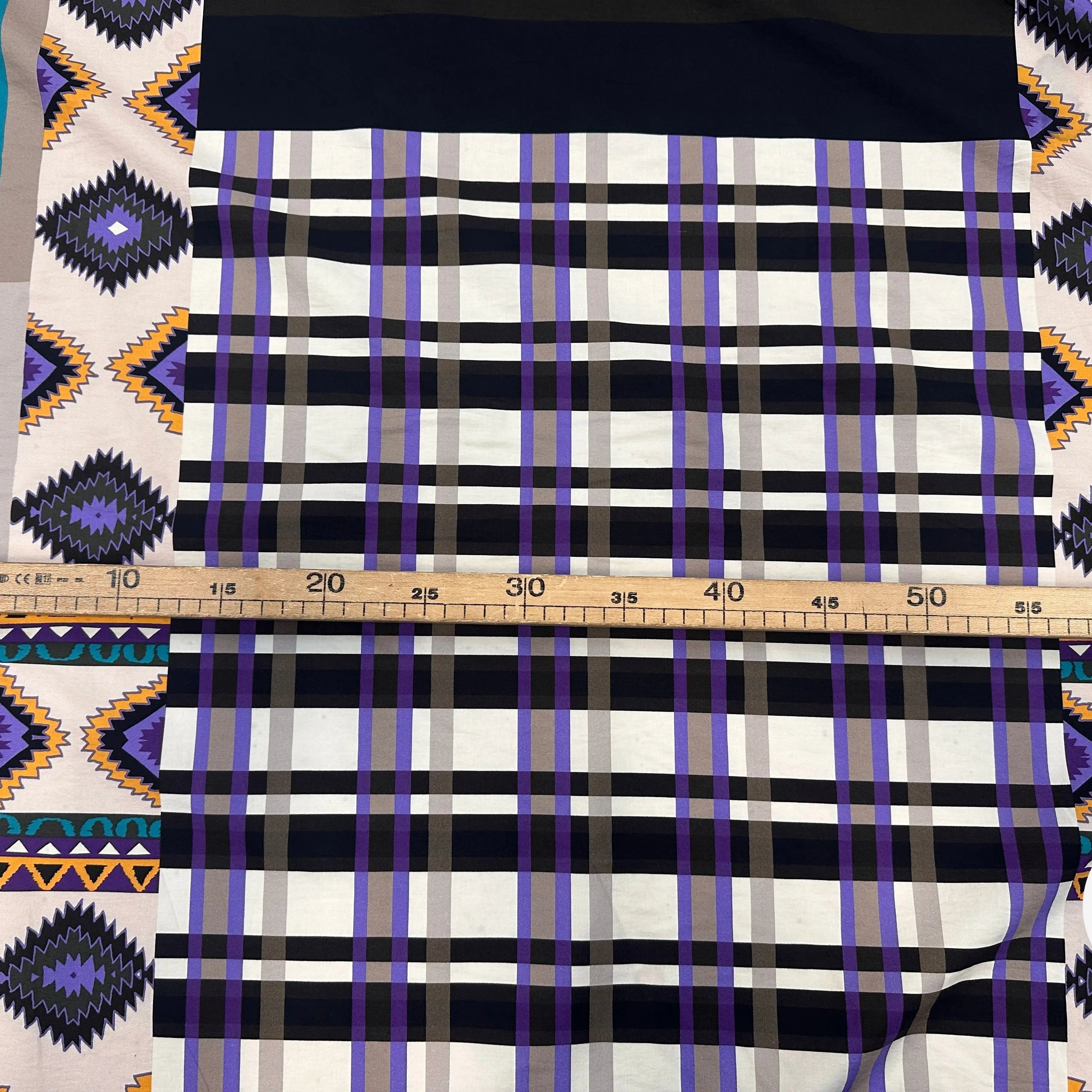 POPELINE IMPRIMÉE À GROS MOTIFS PERU ET TARTAN TENDANCE VIOLET MLC INTERN
