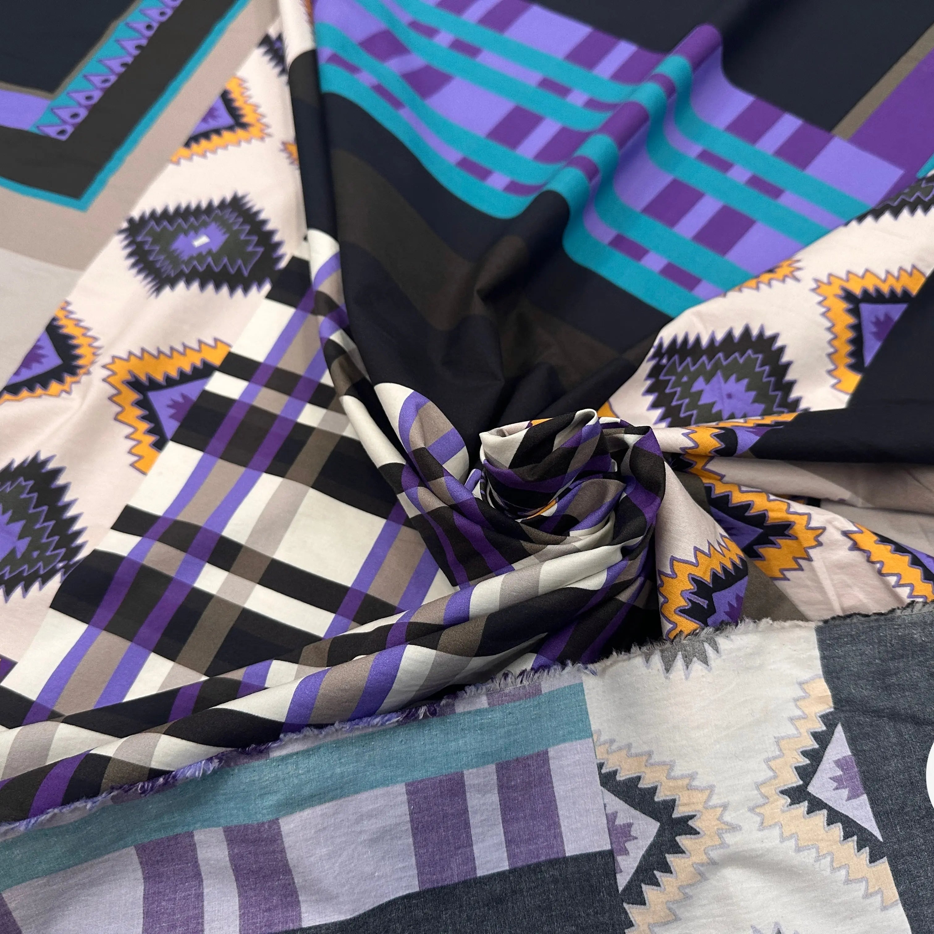 POPELINE IMPRIMÉE À GROS MOTIFS PERU ET TARTAN TENDANCE VIOLET MLC INTERN
