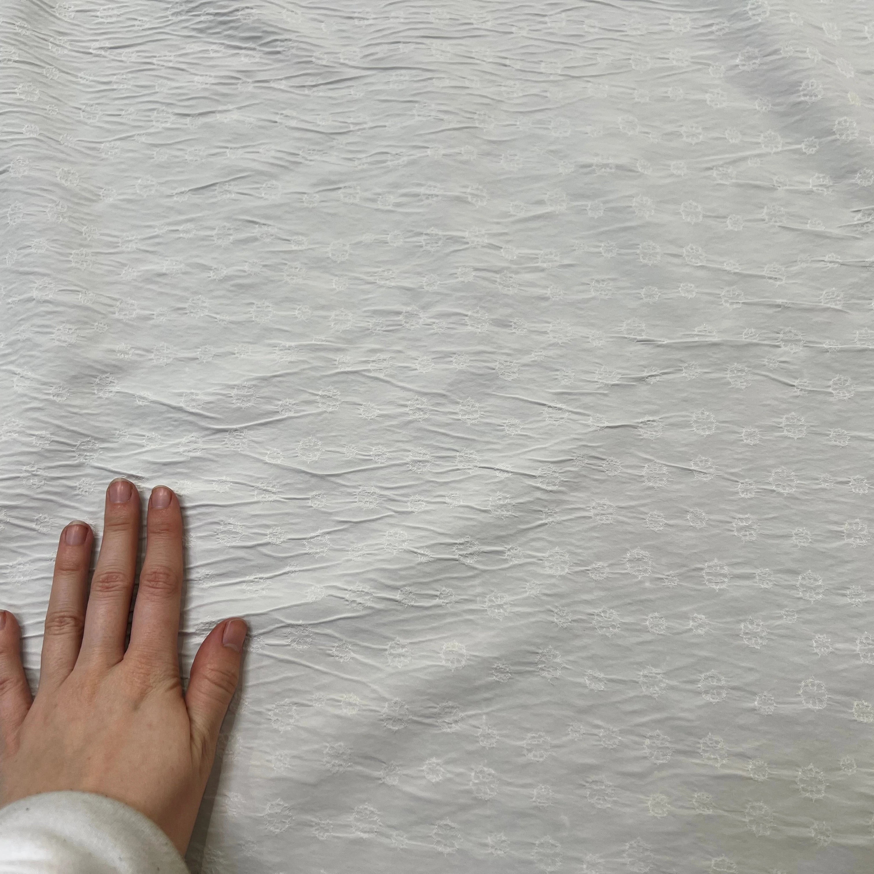 POPELINE STRETCH VISCOSE SOIE BLANCHE MOTIF ROCASE FLEUR - My Little Coupon