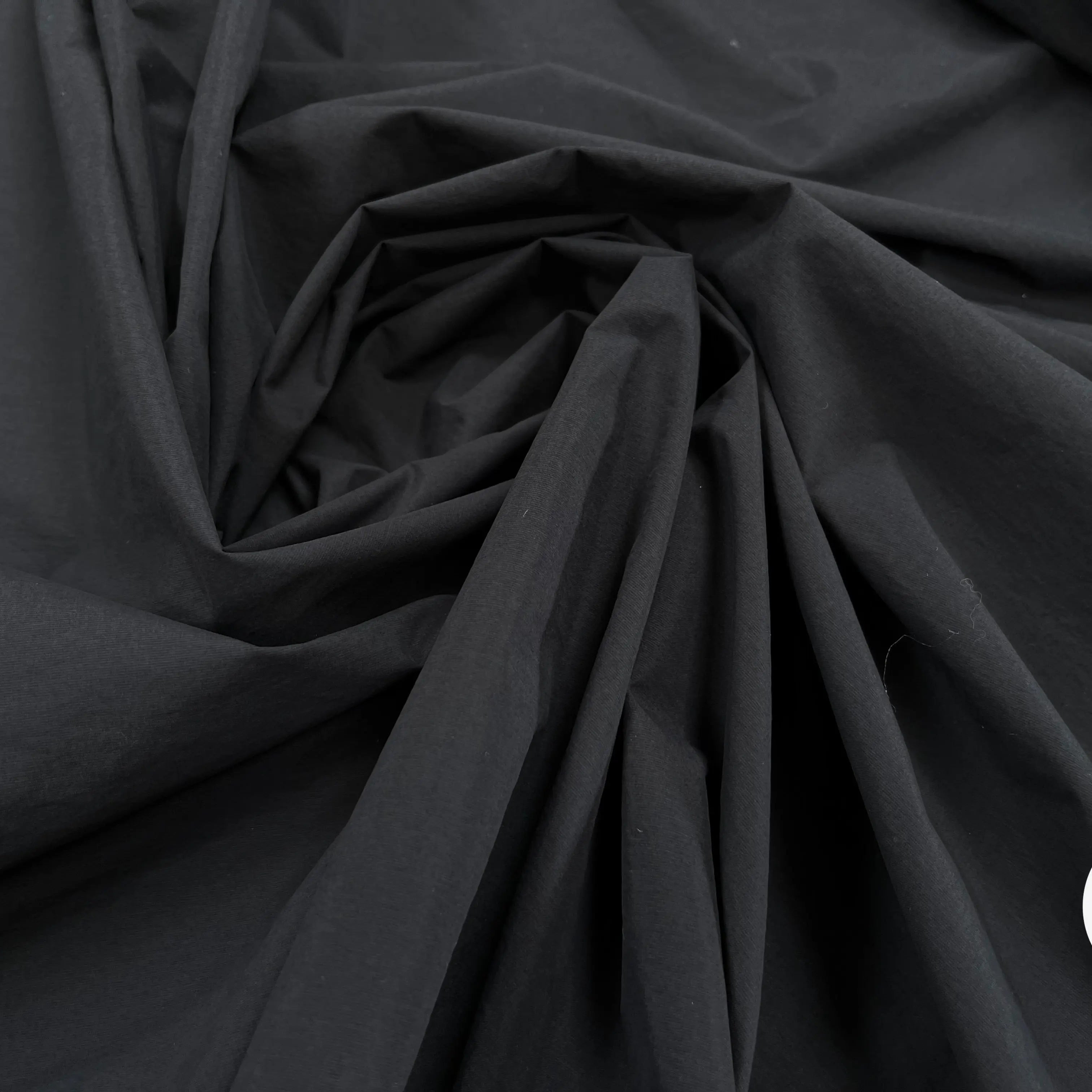 POPELINE UNIE NOIRE CRAQUANTE - My Little Coupon