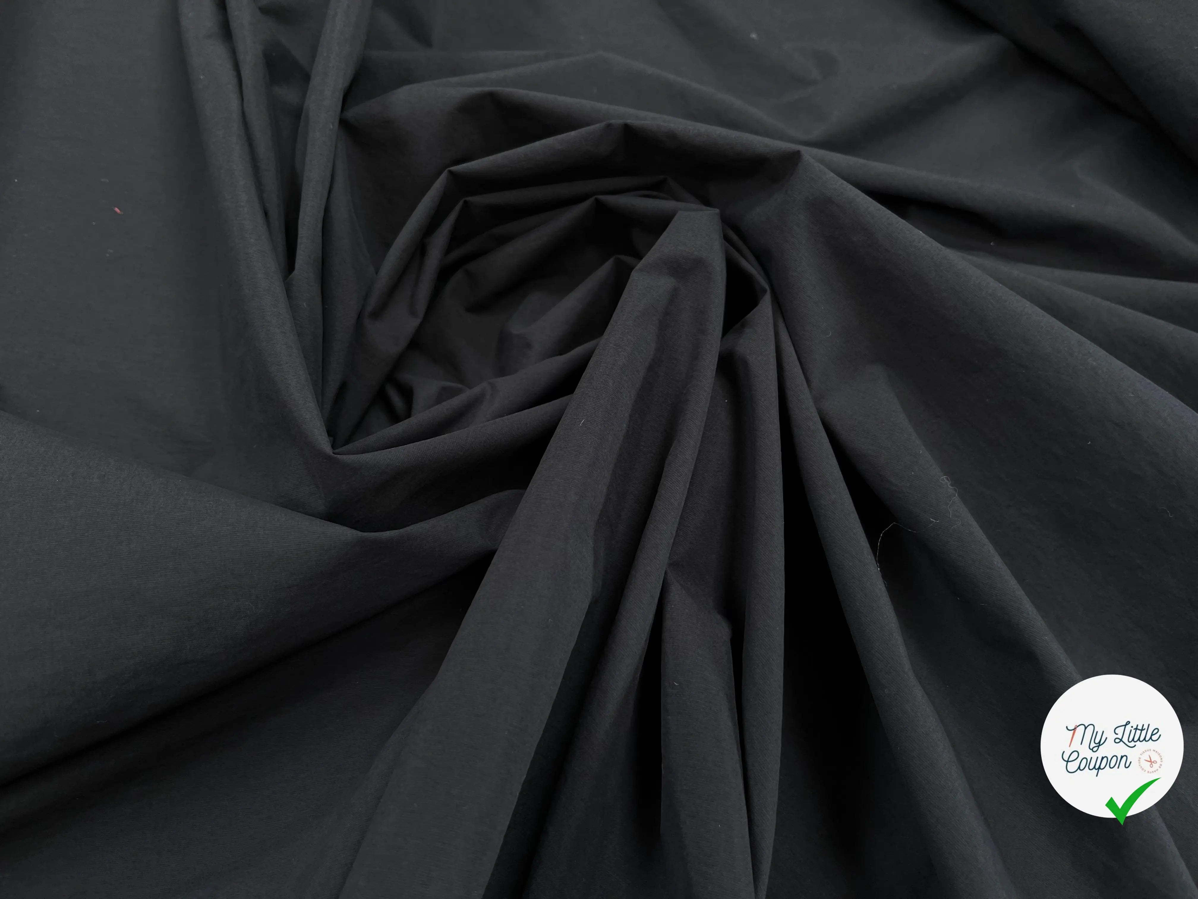 POPELINE UNIE NOIRE CRAQUANTE - My Little Coupon