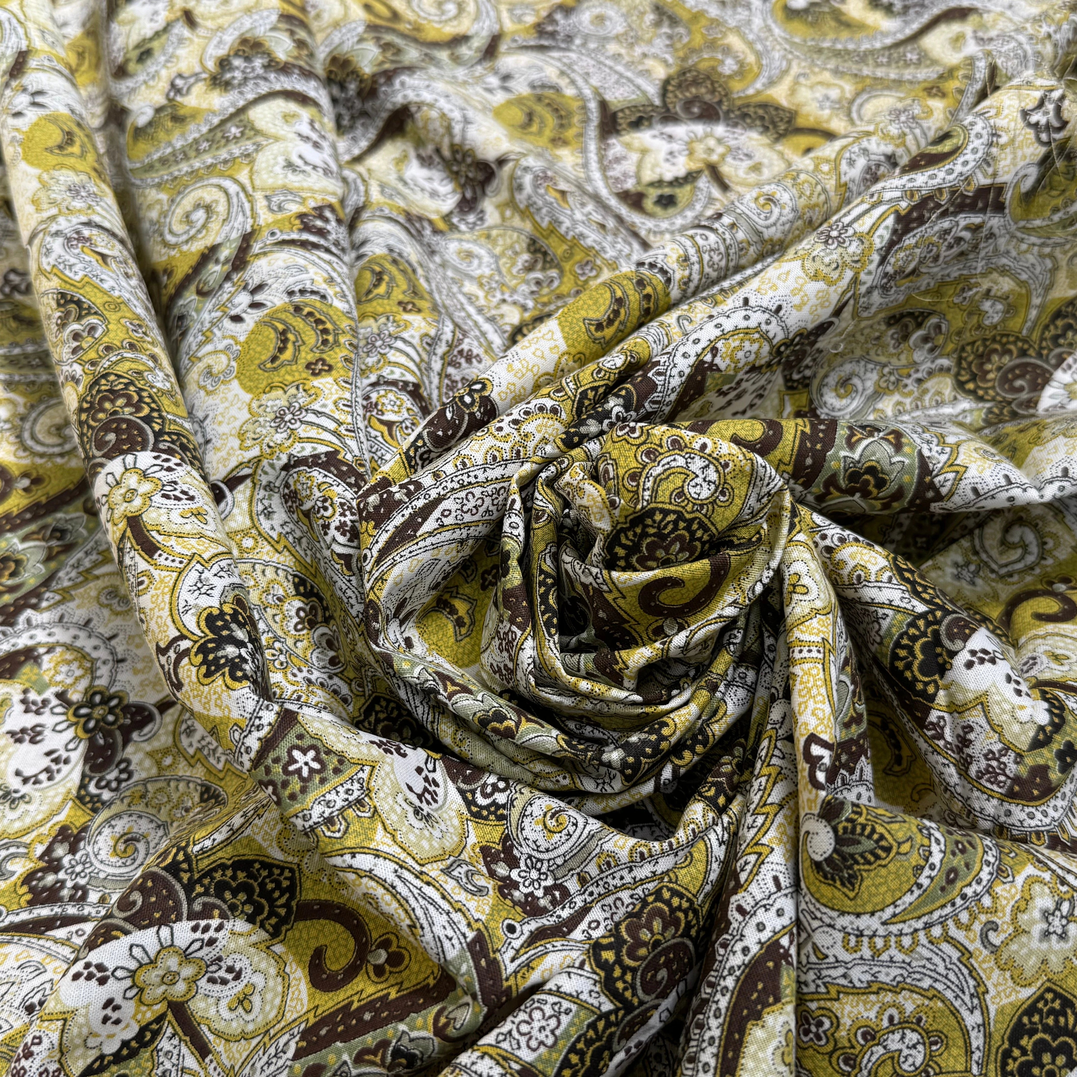 POPLEINE DE COTON VERT JAUNE PAISLEY - My Little Coupon