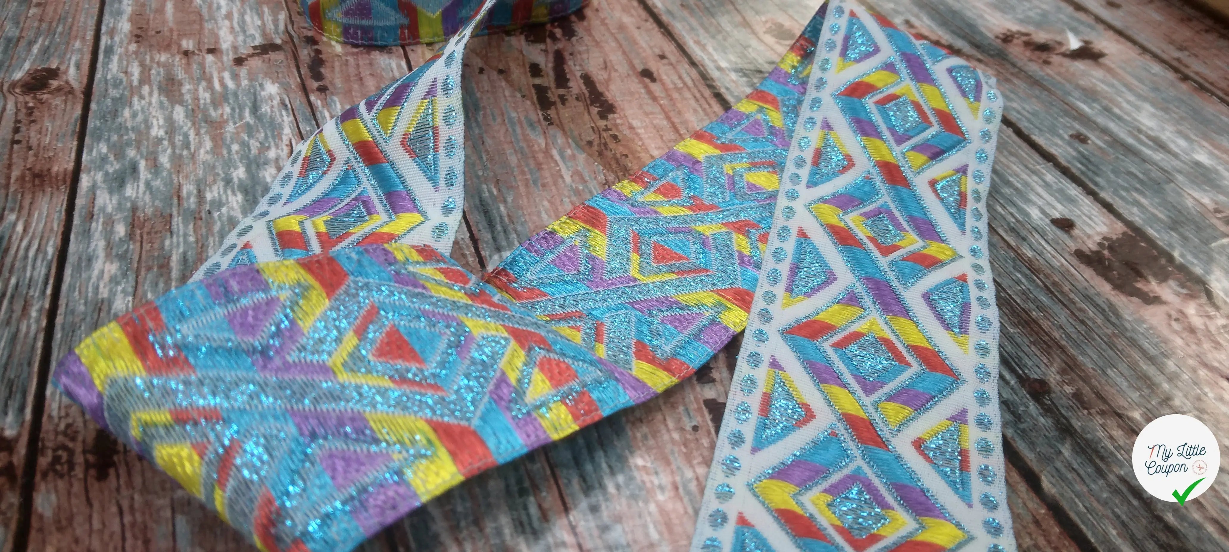RUBAN MOTIF GEOMÉTRIQUE MULTICOLOR CLAIRE - My Little Coupon