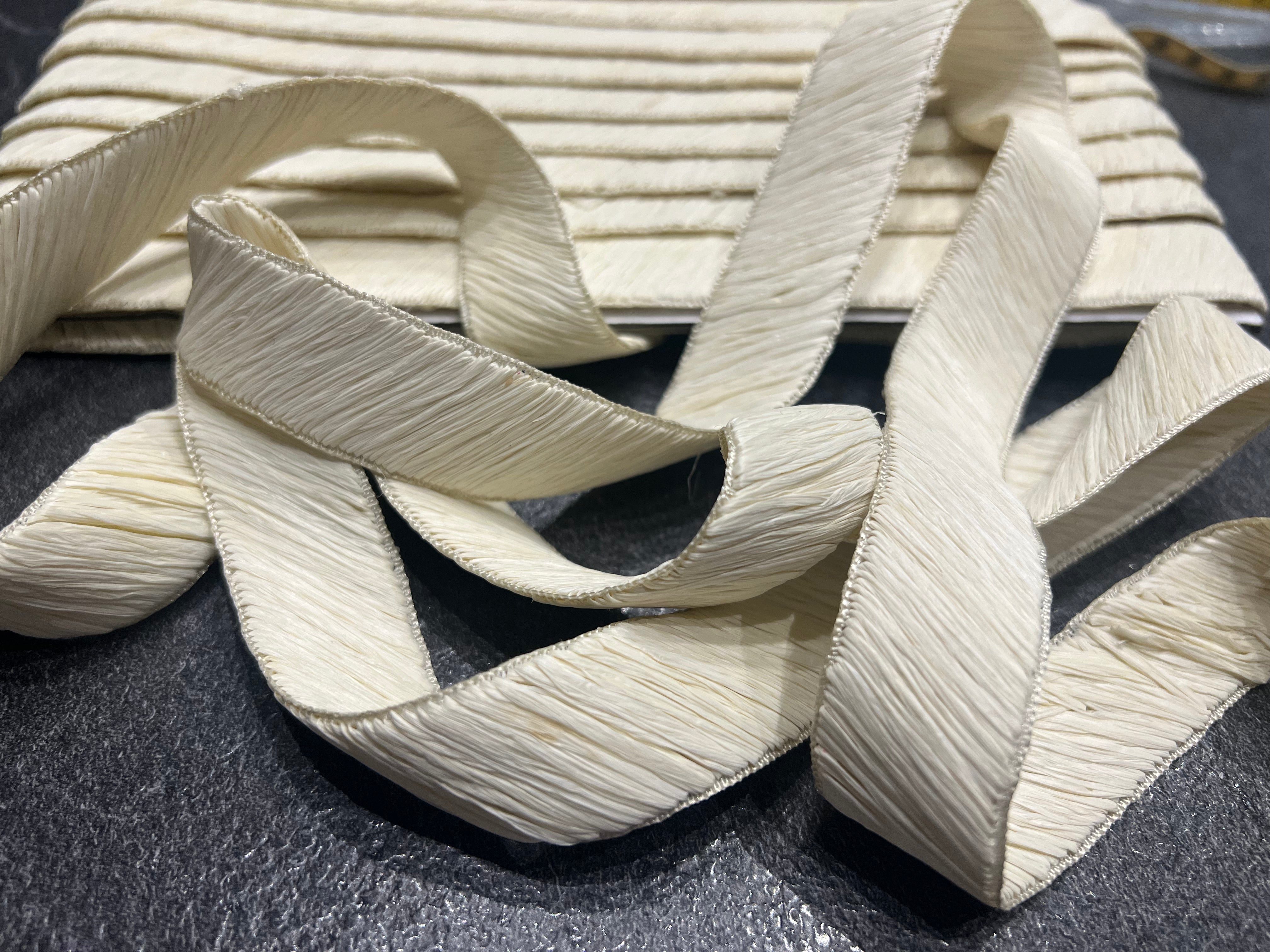 RUBAN RAFIA BLANC CASSÉ 23mm - My Little Coupon