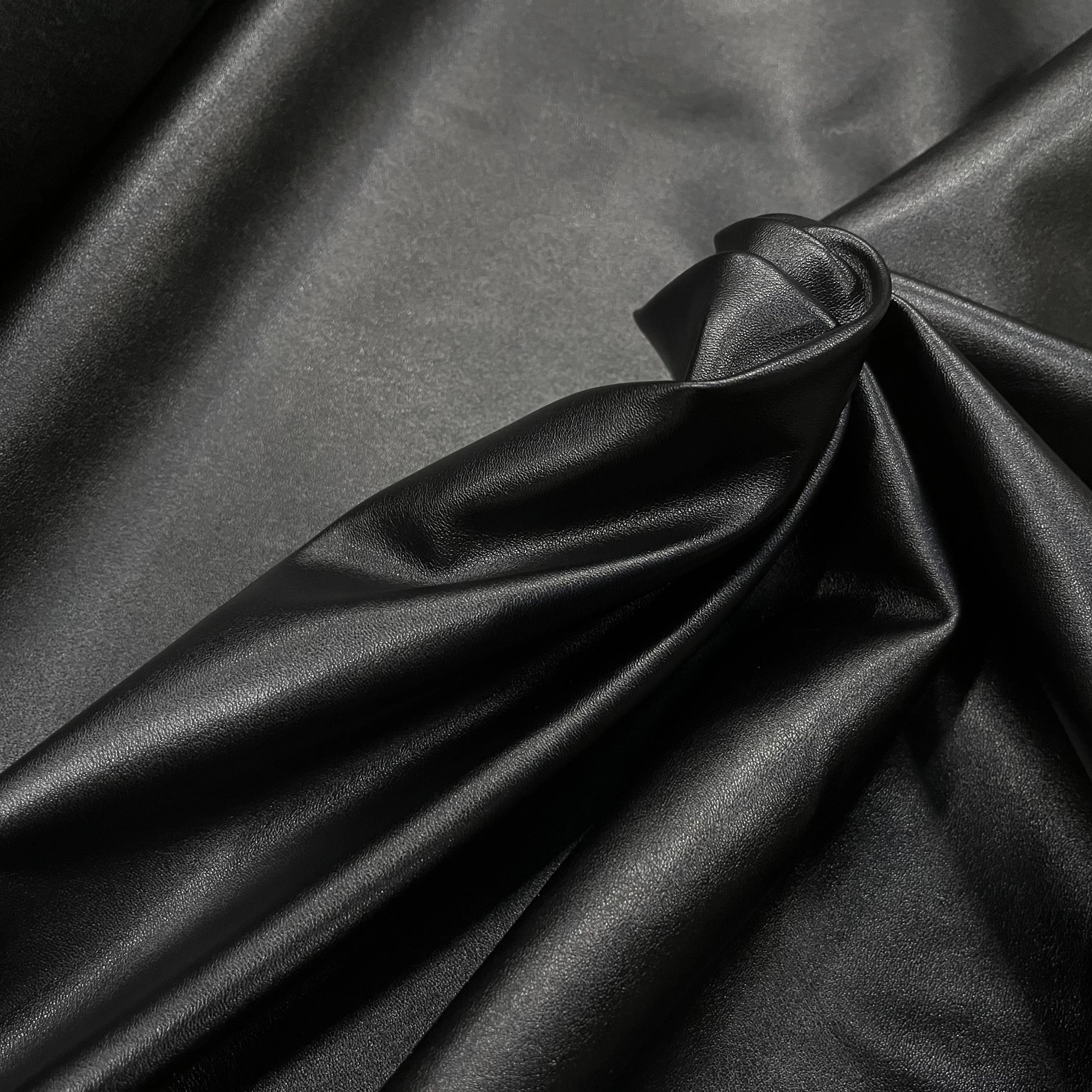 SATIN CUIR NOIR 145CM - My Little Coupon