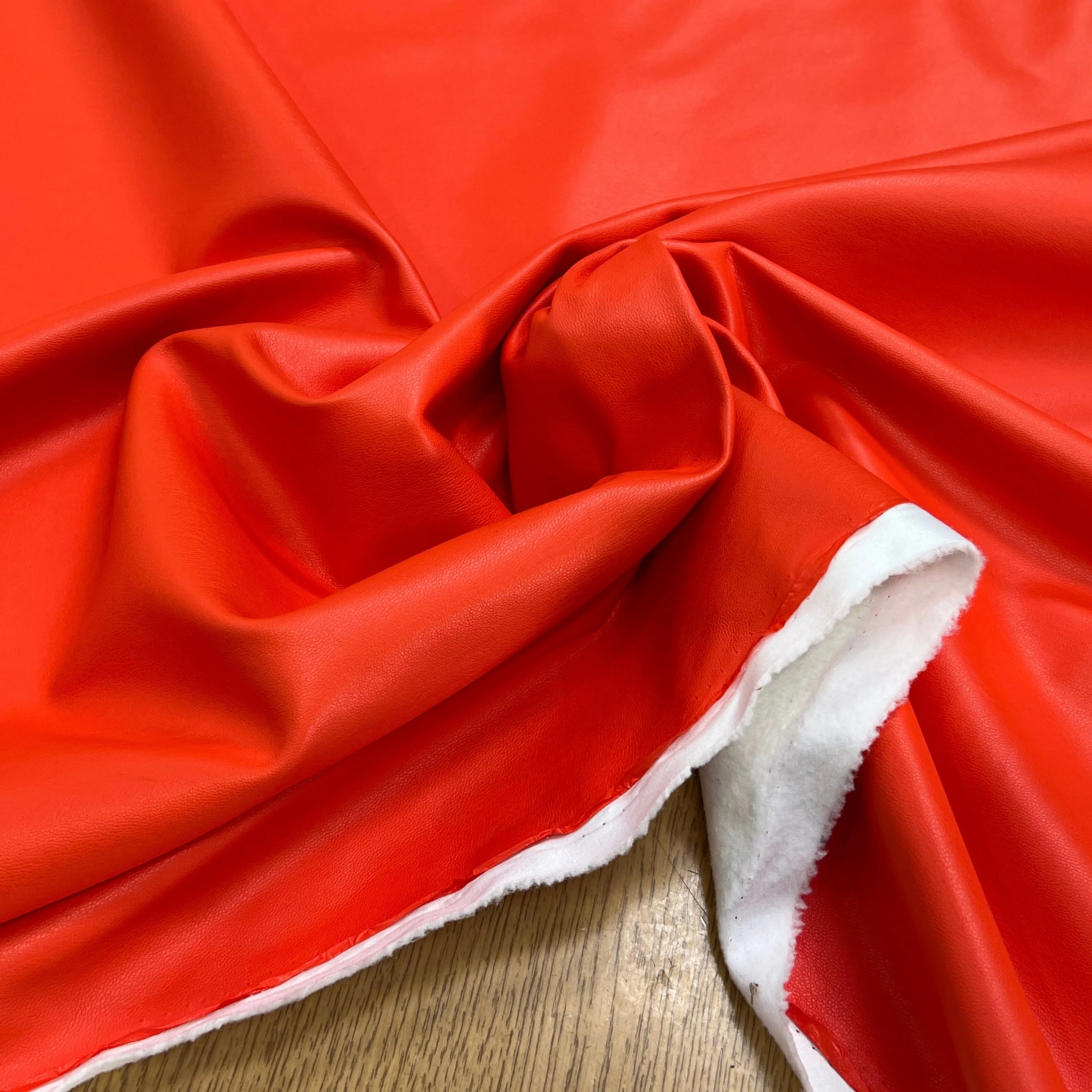 SATIN CUIR ORANGE ENVERS MICROPOLAIRE BLANCHE - My Little Coupon