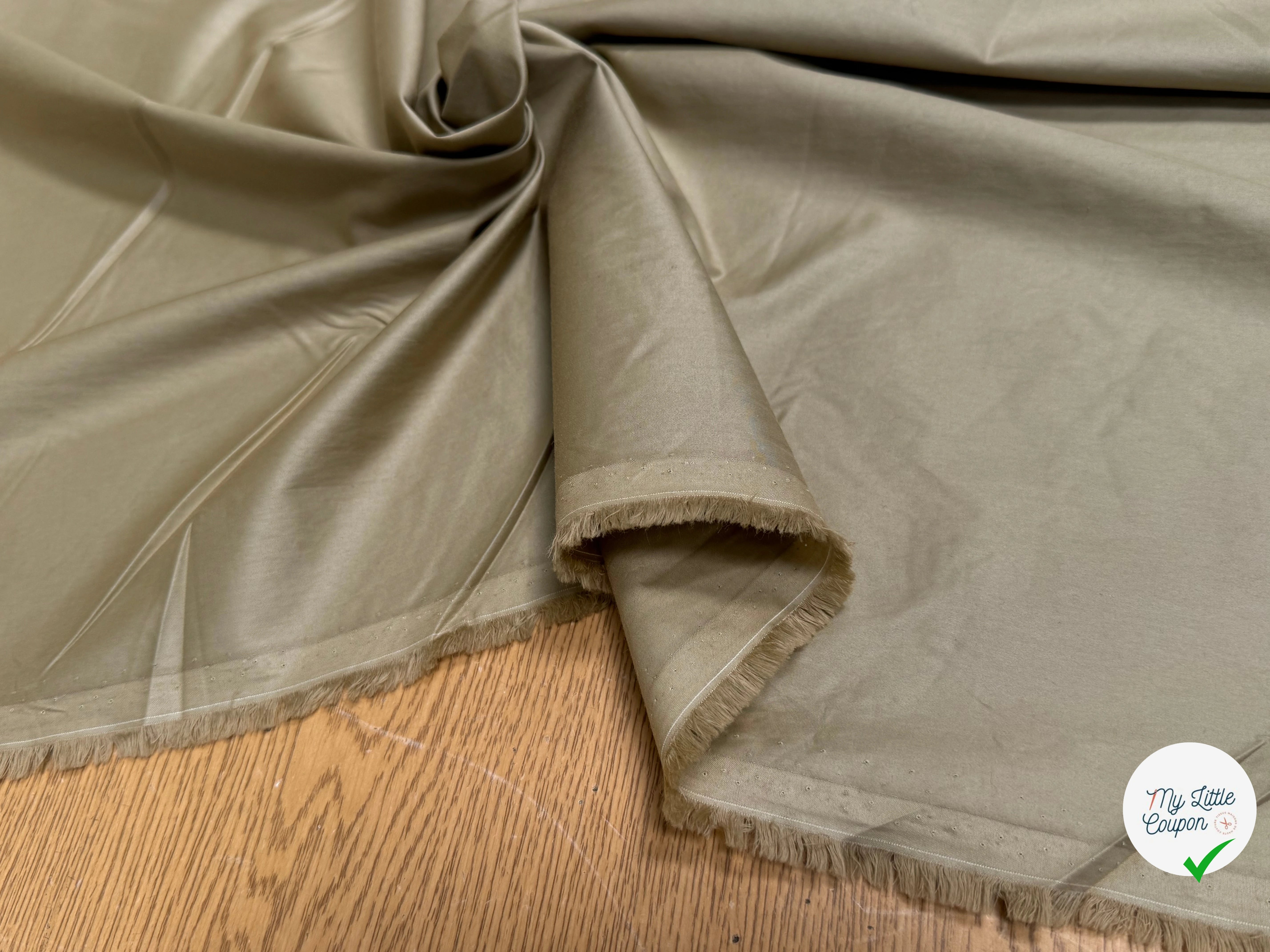 SATIN DE COTON BELLE TENUE BEIGE TAUPE - My Little Coupon