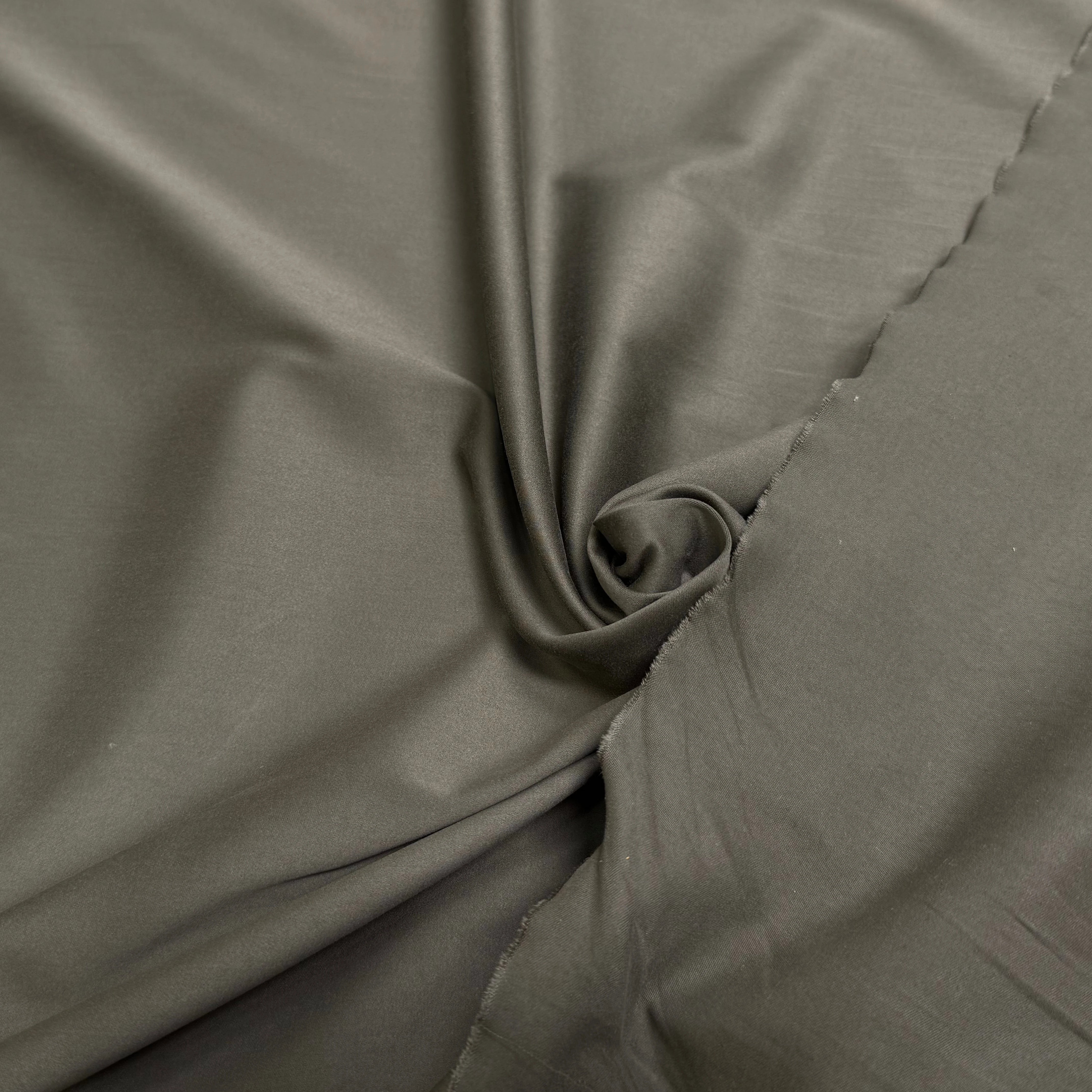 SATIN DE COTON LOURD VERT DE GRIS STRETCH COUTURE - My Little Coupon