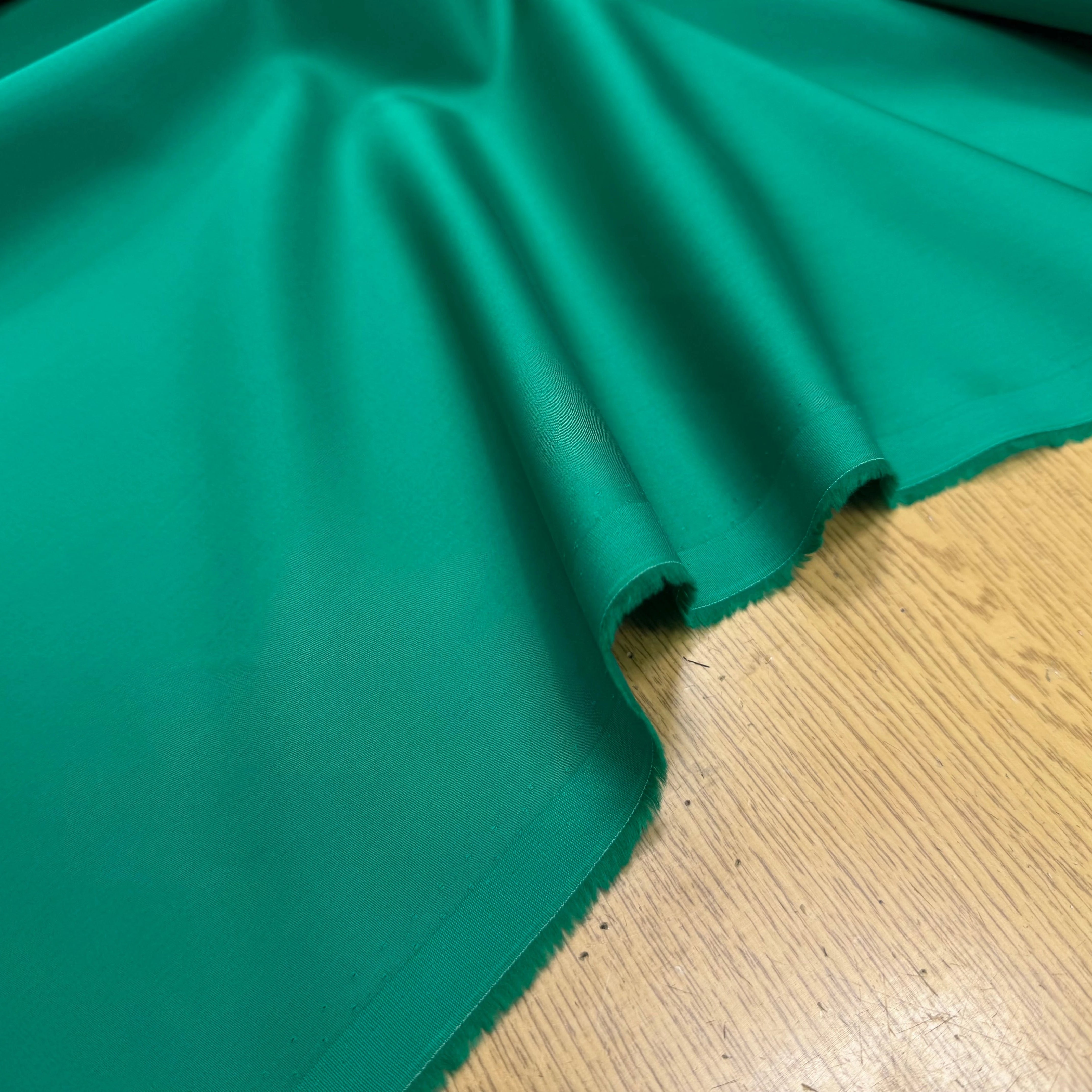 SATIN DE COTON QUALITÉ PREMIUM GREEN - My Little Coupon