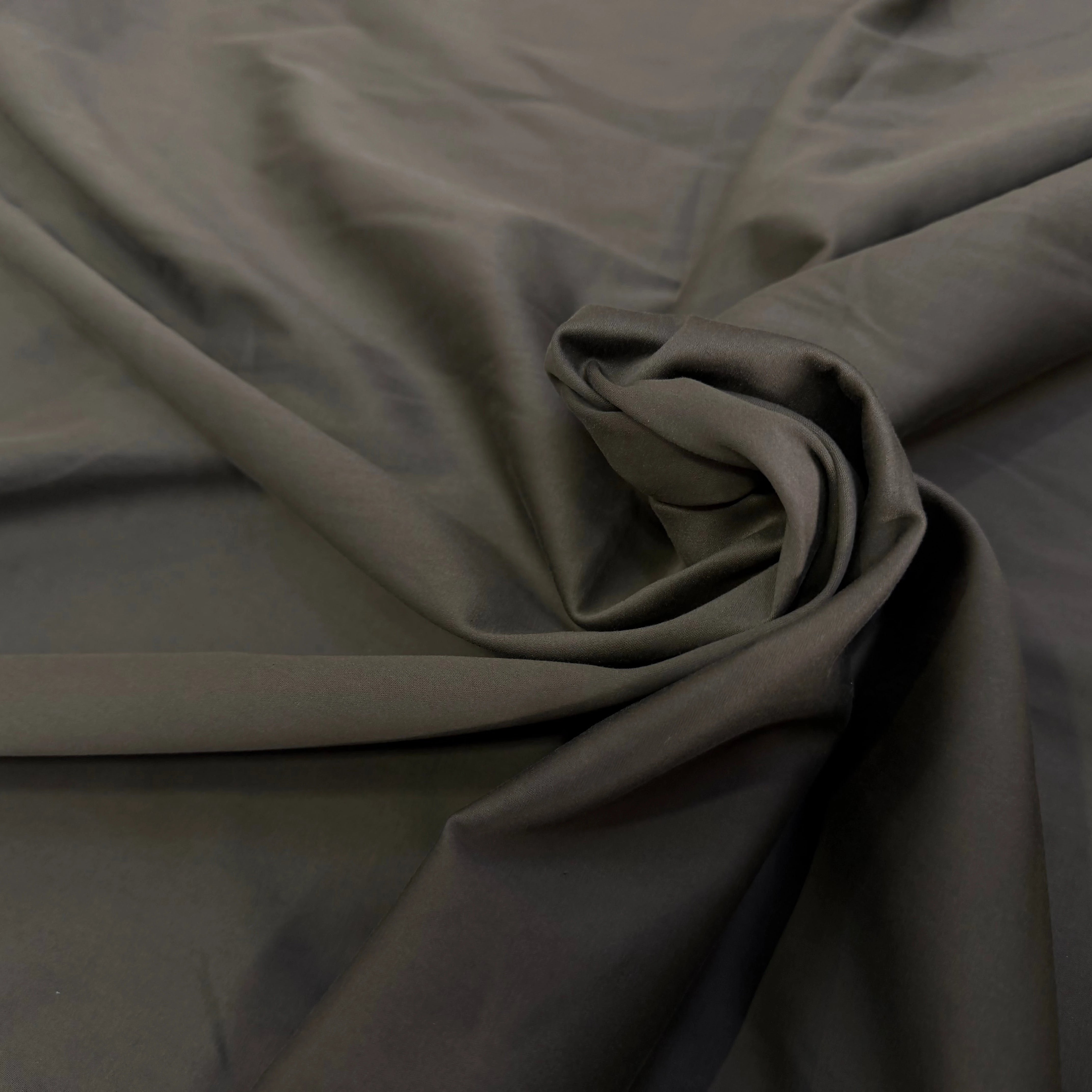 SATIN DE COTON STRETCH QUALITÉ COUTURE KHAKI - My Little Coupon