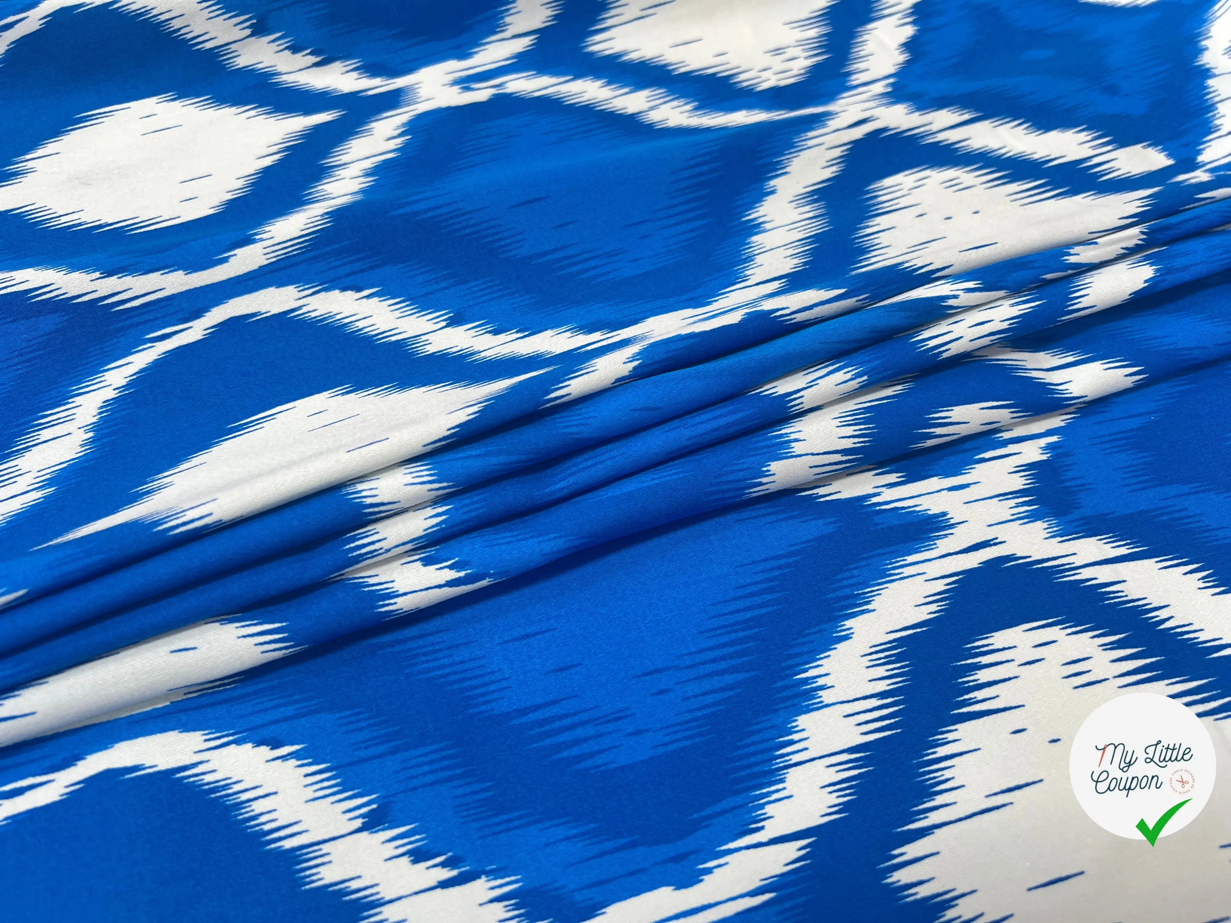 SATIN DE COTON TISSU IMPRIMÉ ABSTRAIT COBALT - My Little Coupon