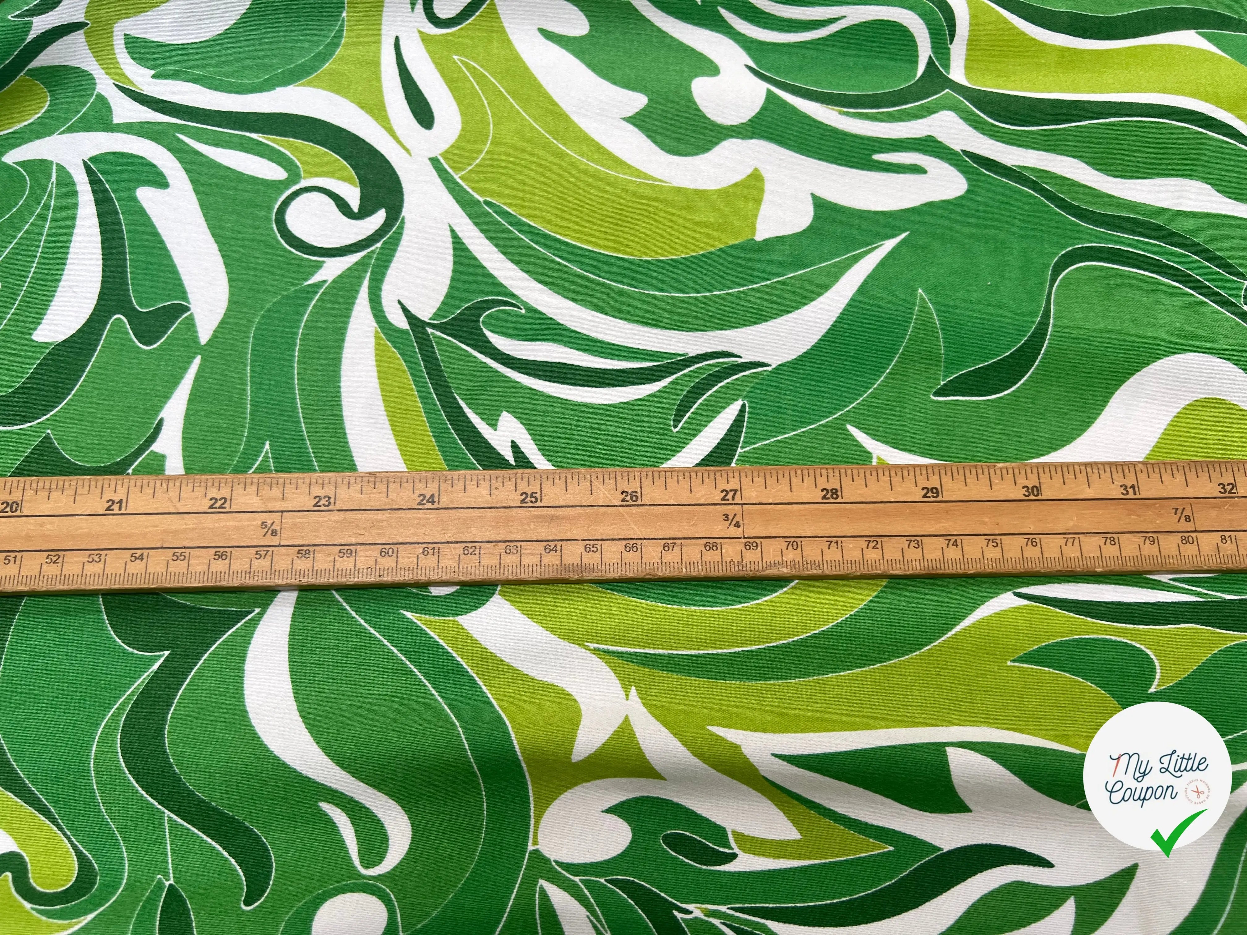 SATIN DE COTON TISSU IMPRIMÉ ABSTRAIT VERT - My Little Coupon