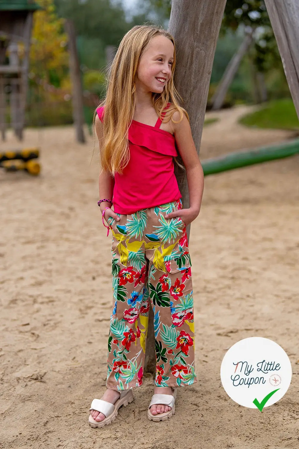 SATIN DE COTON TISSU IMPRIMÉ FLEURS CAMEL - My Little Coupon