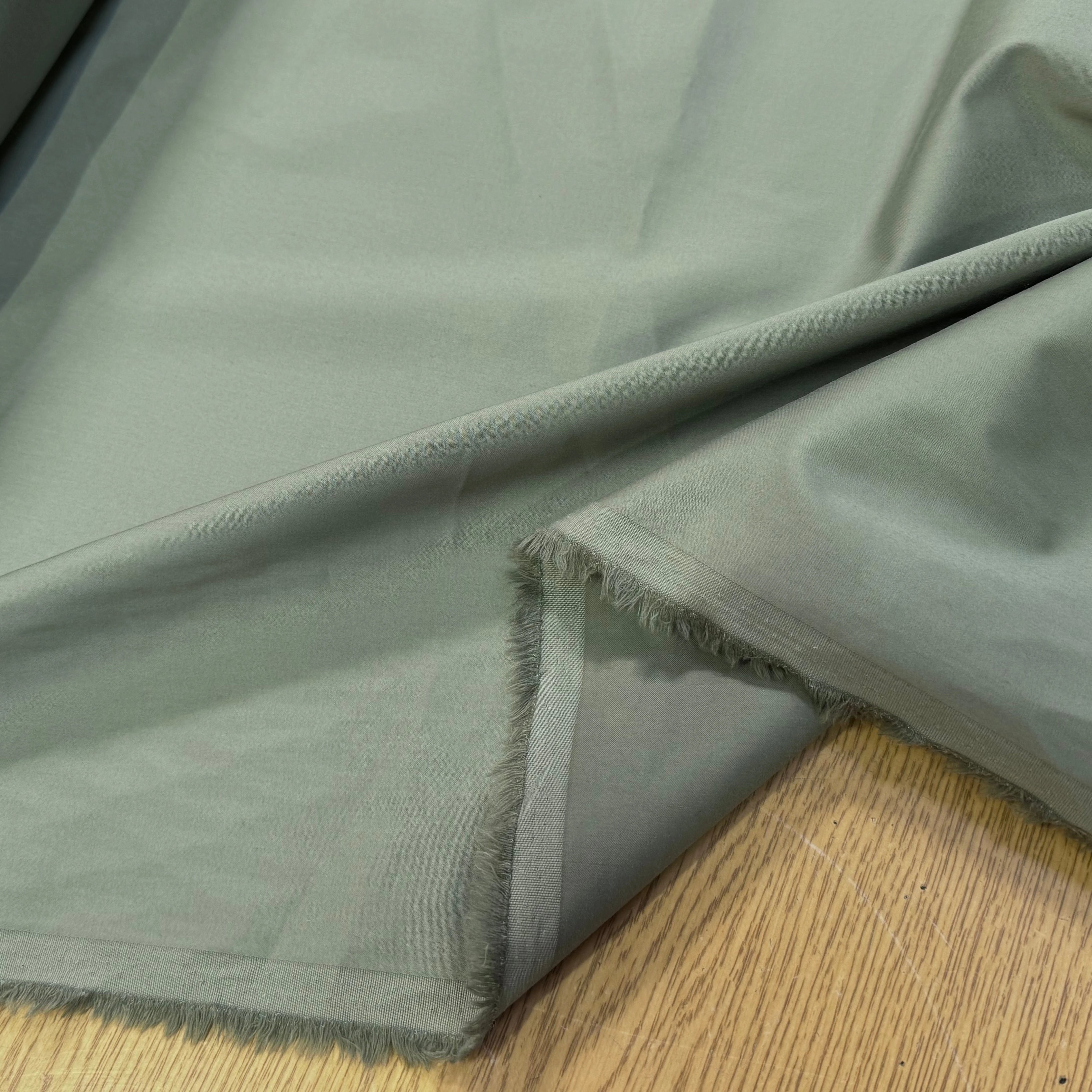 SATIN DE COTON VERT MENTHE CLAIRE STRETCH - My Little Coupon
