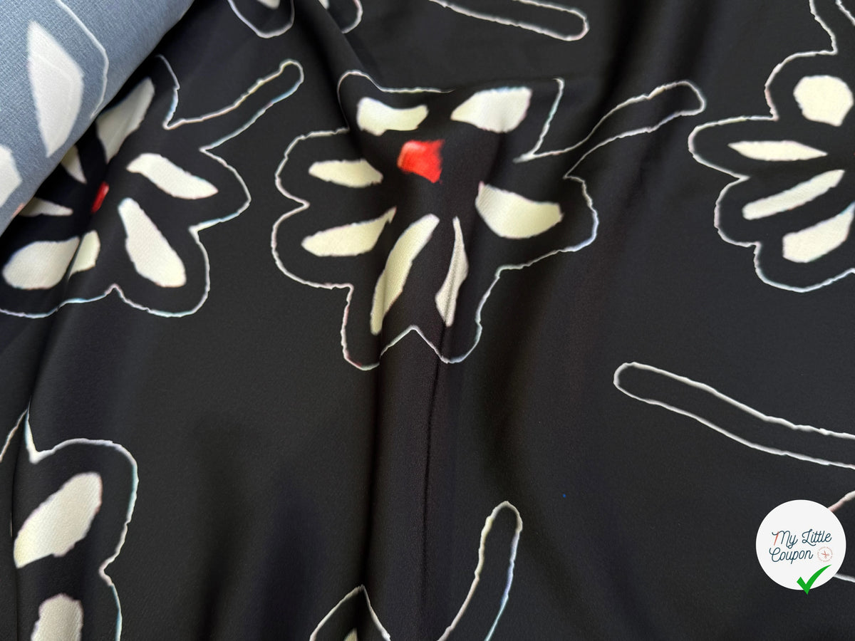 SATIN DE POLYESTER IMPRIMÉ MARGUERITES FOND NOIR - My Little Coupon