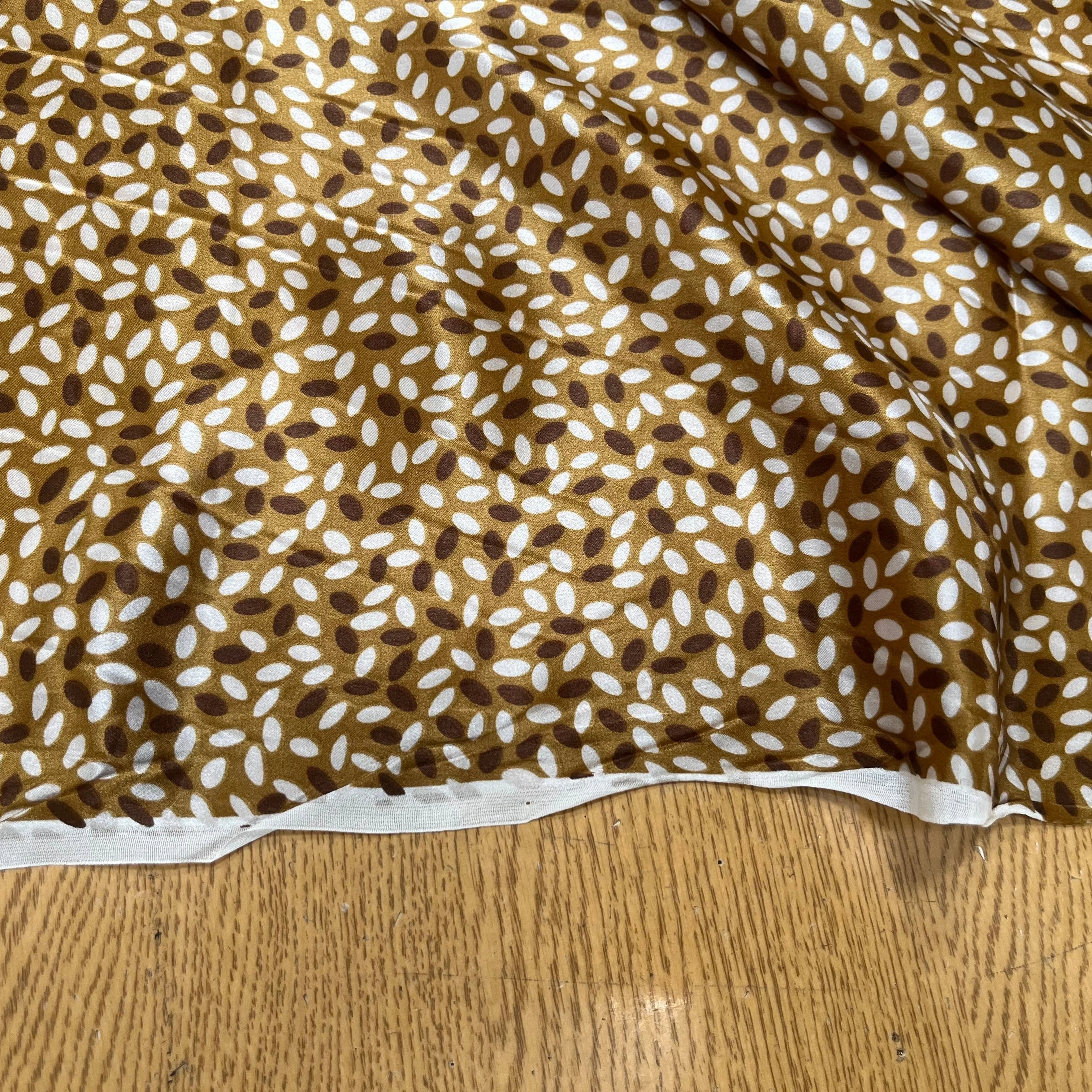 SATIN DE SOIE COTON FOND MARON 70% SOIE - My Little Coupon